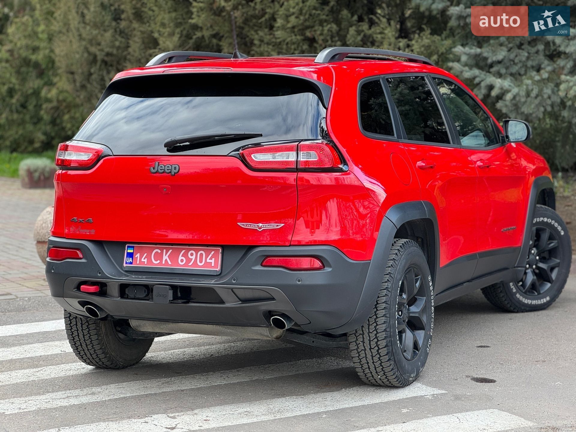 Jeep Cherokee 2017 VIN 1C4PJMBS9HW618105 фото оголошення 18 з 31