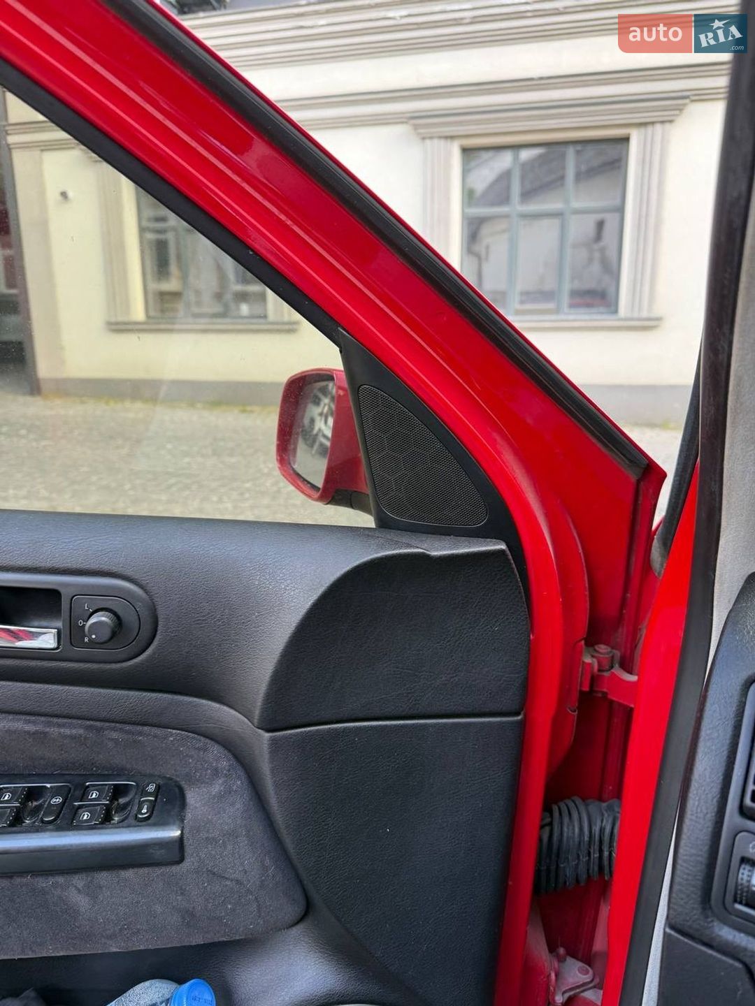 Volkswagen Golf 2002 VIN WVWZZZ1JZ2W688481 фото оголошення 4 з 13