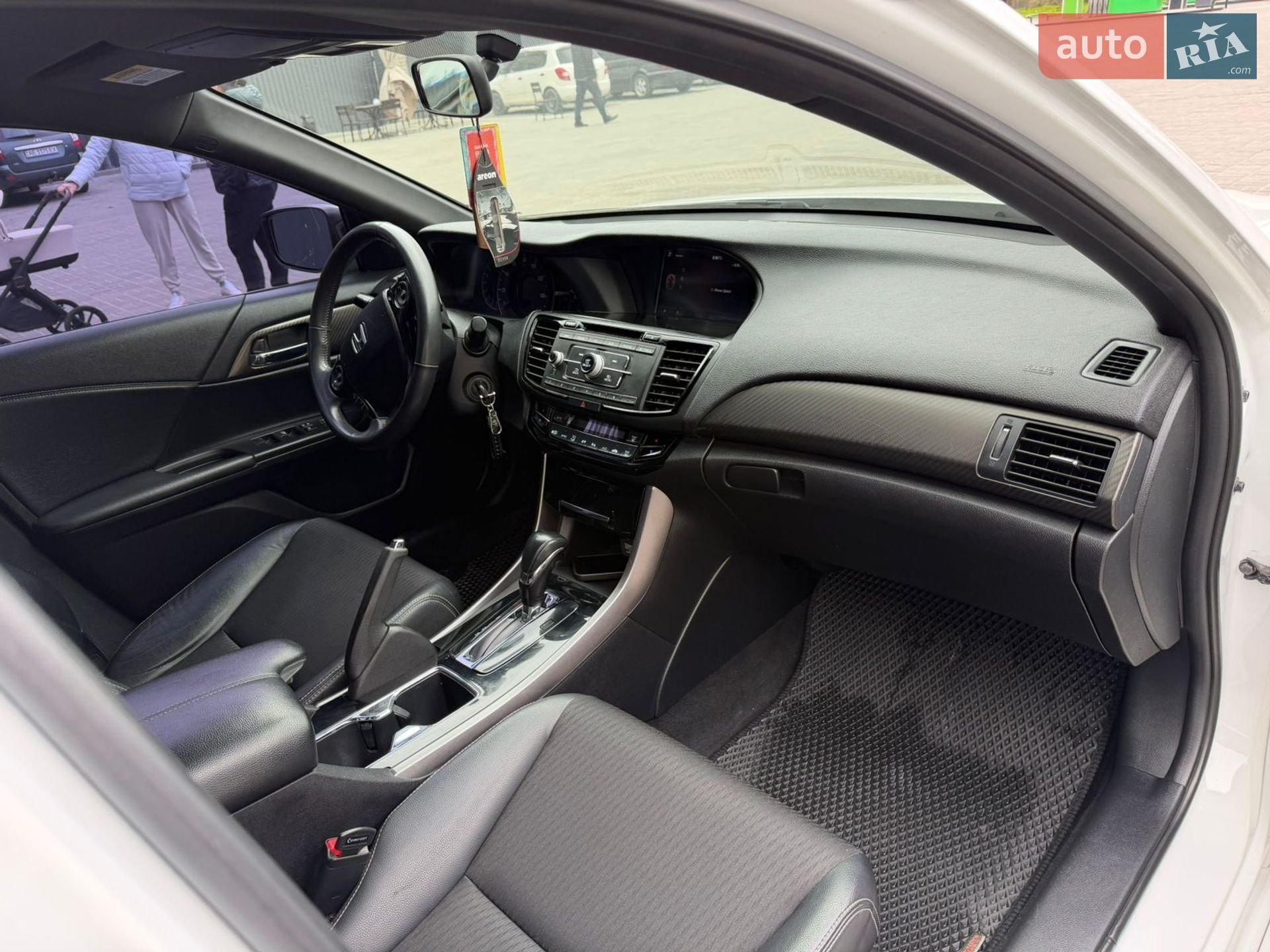 Honda Accord 2016 VIN 1HGCR2F53HA014645 фото оголошення 7 з 10