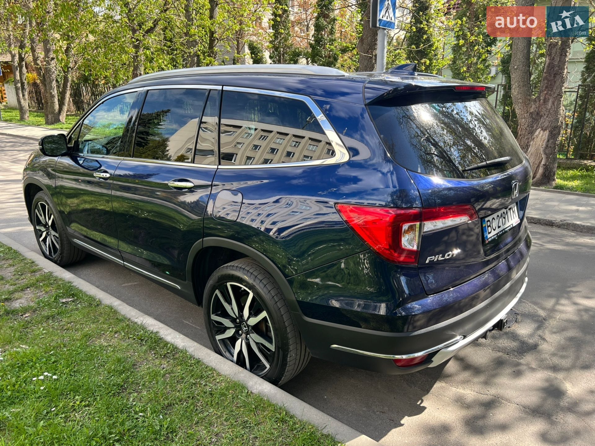 Honda Pilot 2020 VIN 5FNYF6H08MB006824 фото оголошення 4 з 32