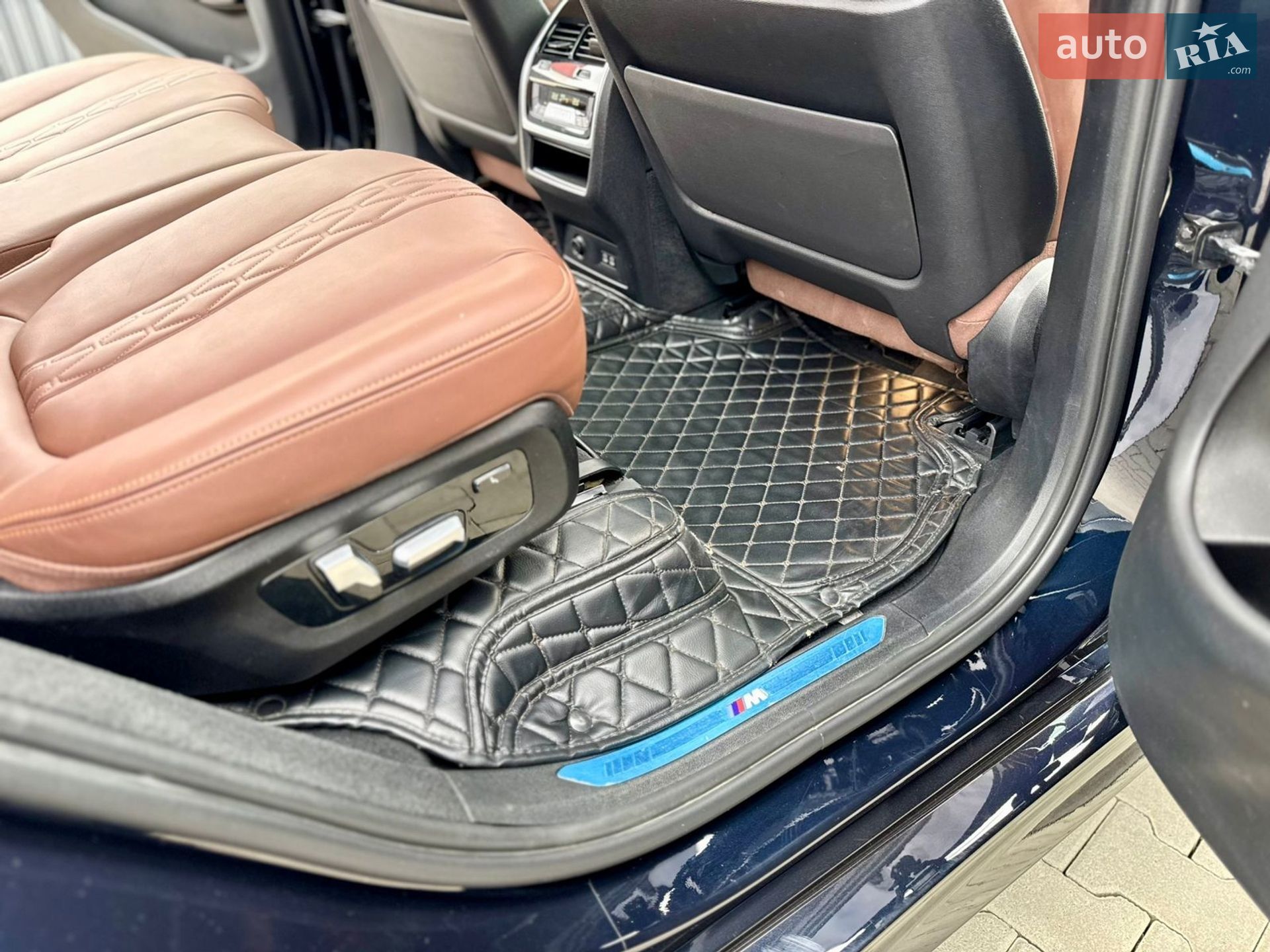 BMW X7 2022 VIN WBACW810709L19431 фото оголошення 44 з 62