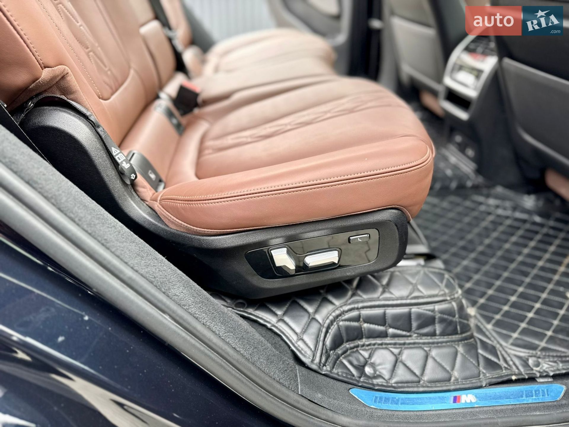 BMW X7 2022 VIN WBACW810709L19431 фото оголошення 45 з 62