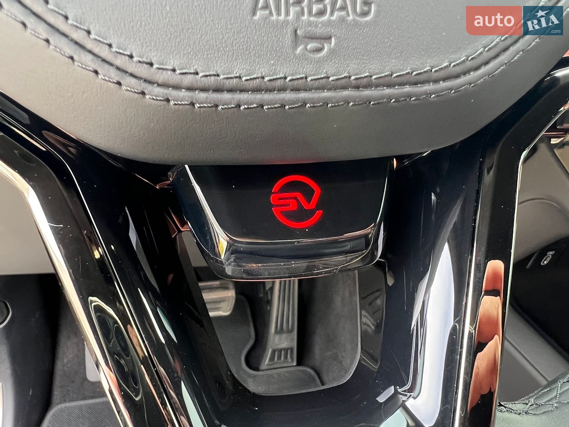 Land Rover Range Rover Sport 2025 VIN SAL1A2B9XTA617616 фото оголошення 26 з 40