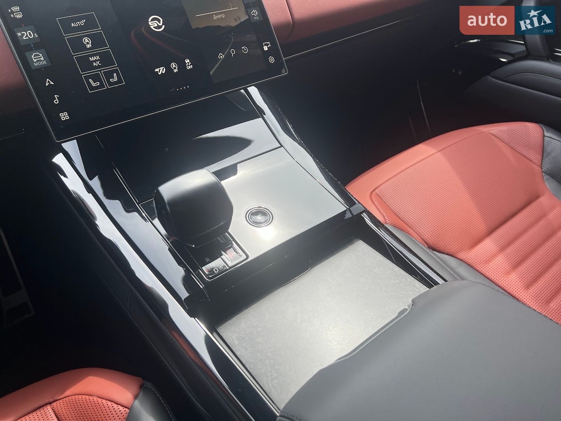 Land Rover Range Rover Sport 2025 VIN SAL1A2B9XTA617616 фото оголошення 31 з 40