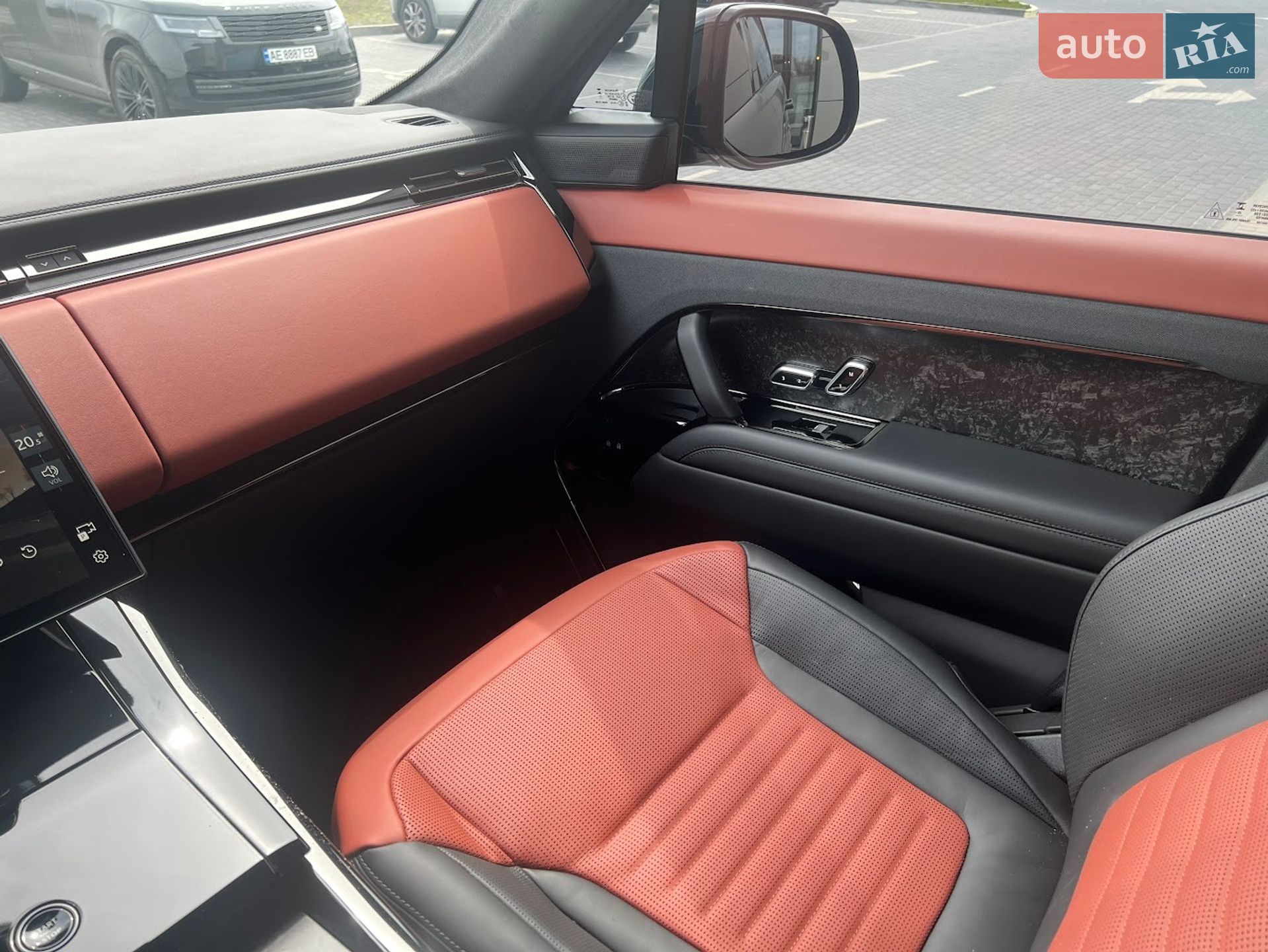 Land Rover Range Rover Sport 2025 VIN SAL1A2B9XTA617616 фото оголошення 34 з 40