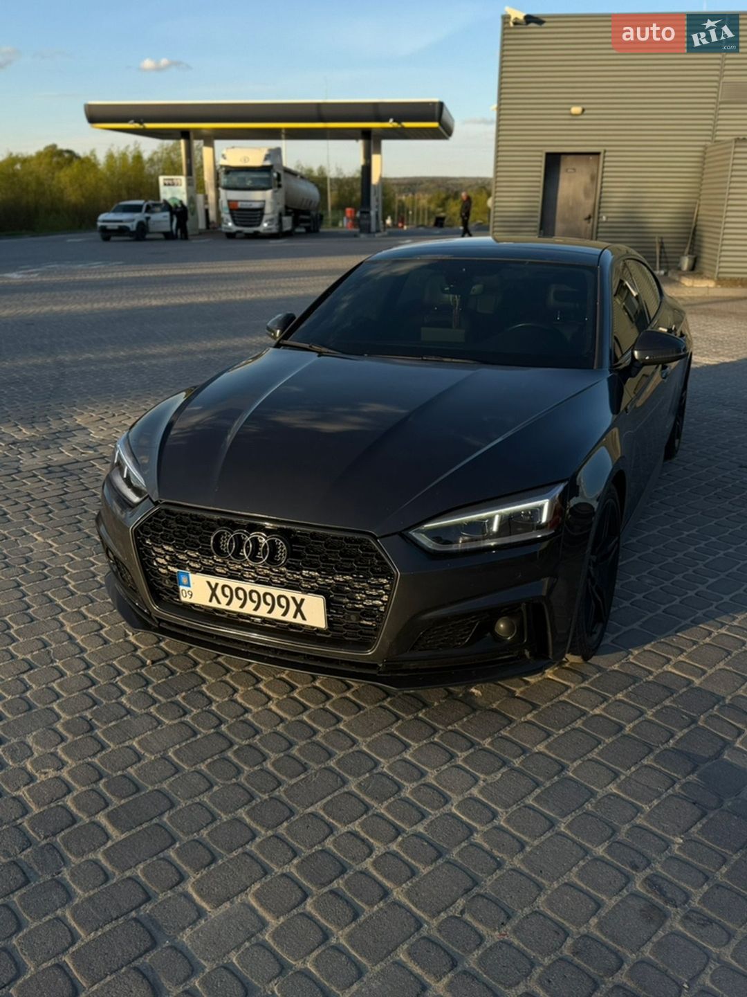 Audi A5 2018 VIN WAUENCF53JA118189 фото оголошення 10 з 37