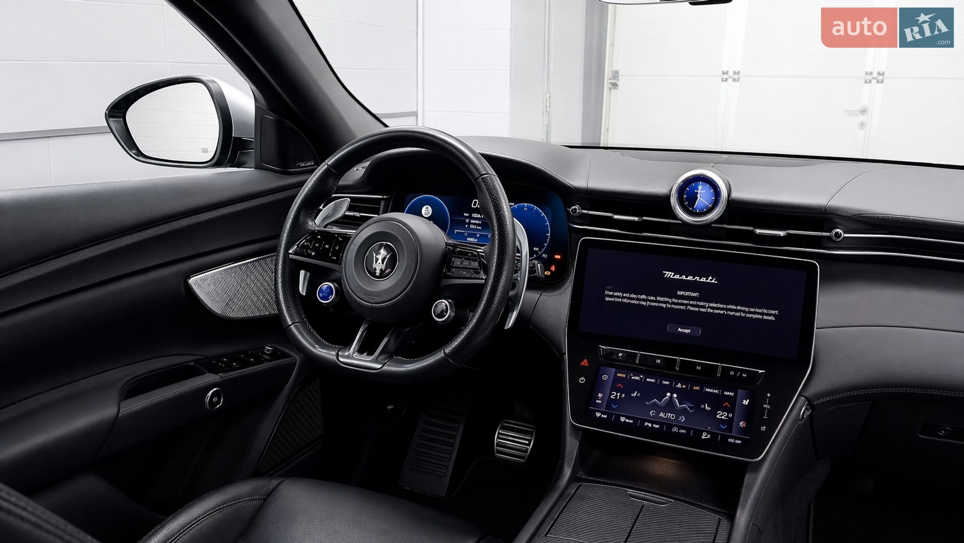 Maserati Grecale 2023 VIN ZN6PMDAA5R7450229 фото оголошення 17 з 29