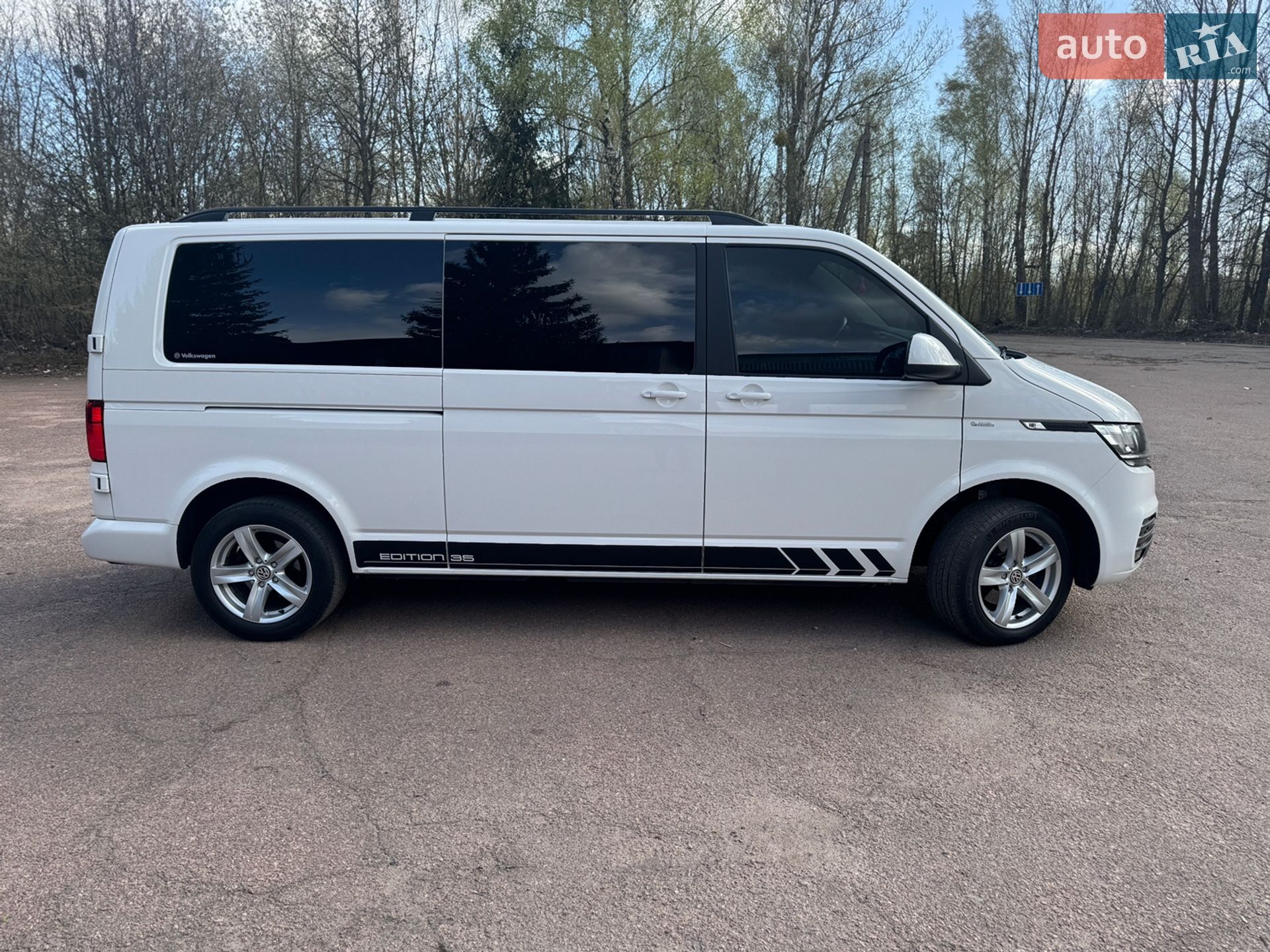 Volkswagen Transporter 2019 VIN WV1ZZZ7HZLH024855 фото оголошення 9 з 68