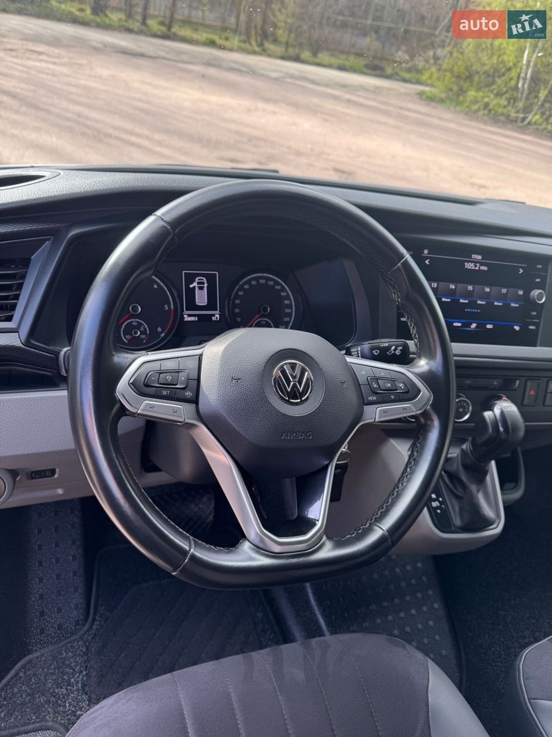 Volkswagen Transporter 2019 VIN WV1ZZZ7HZLH024855 фото оголошення 29 з 68