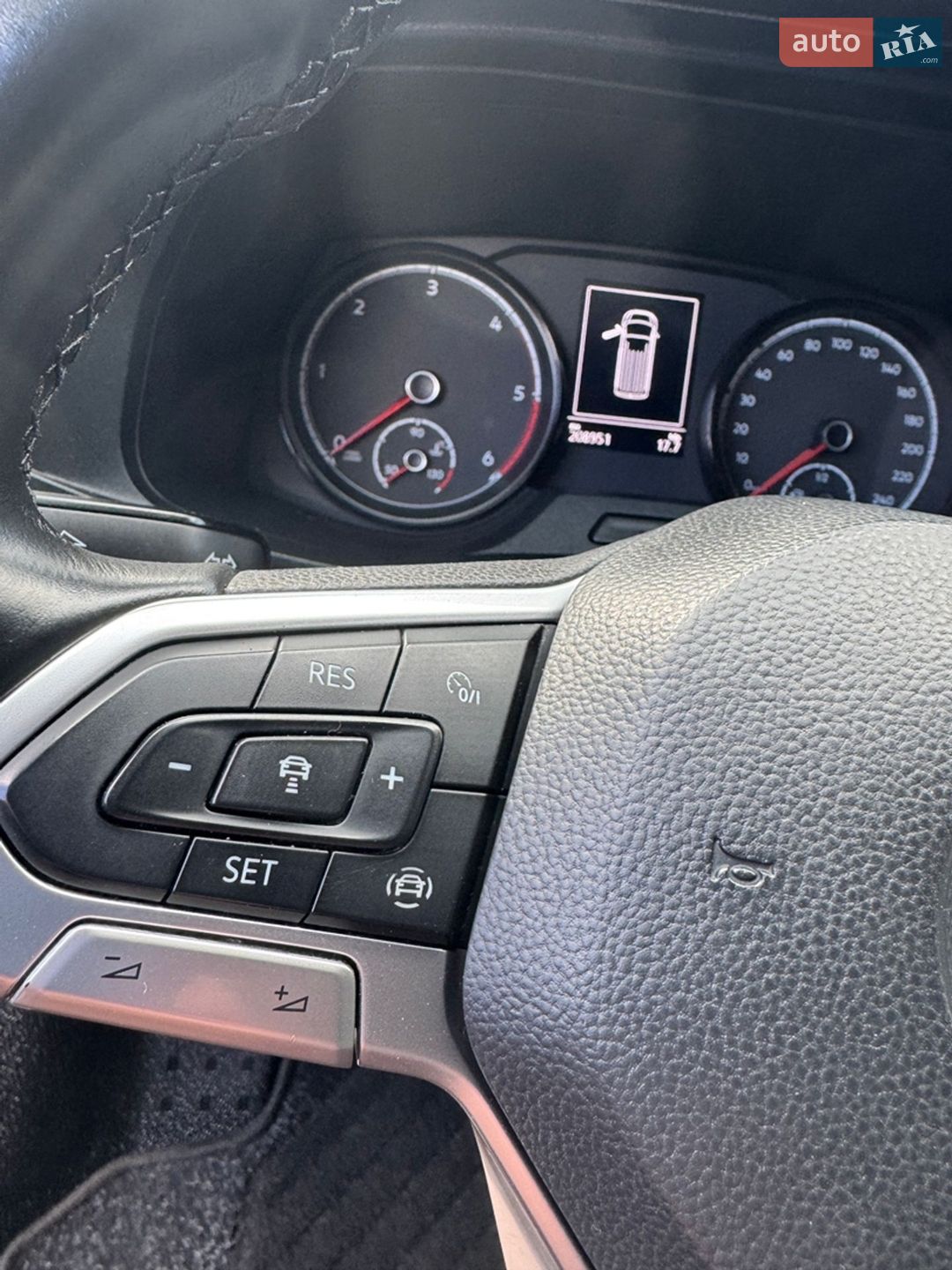 Volkswagen Transporter 2019 VIN WV1ZZZ7HZLH024855 фото оголошення 31 з 68