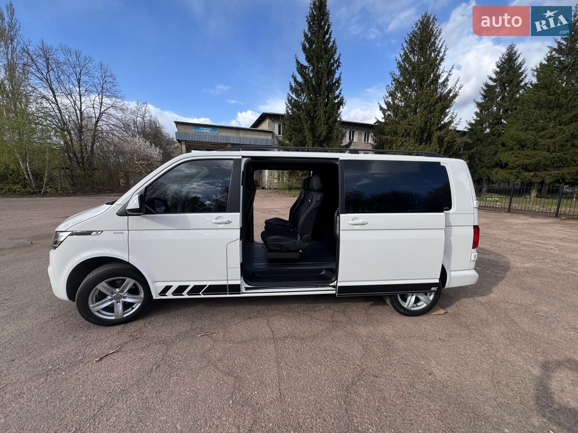Volkswagen Transporter 2019 VIN WV1ZZZ7HZLH024855 фото оголошення 41 з 68