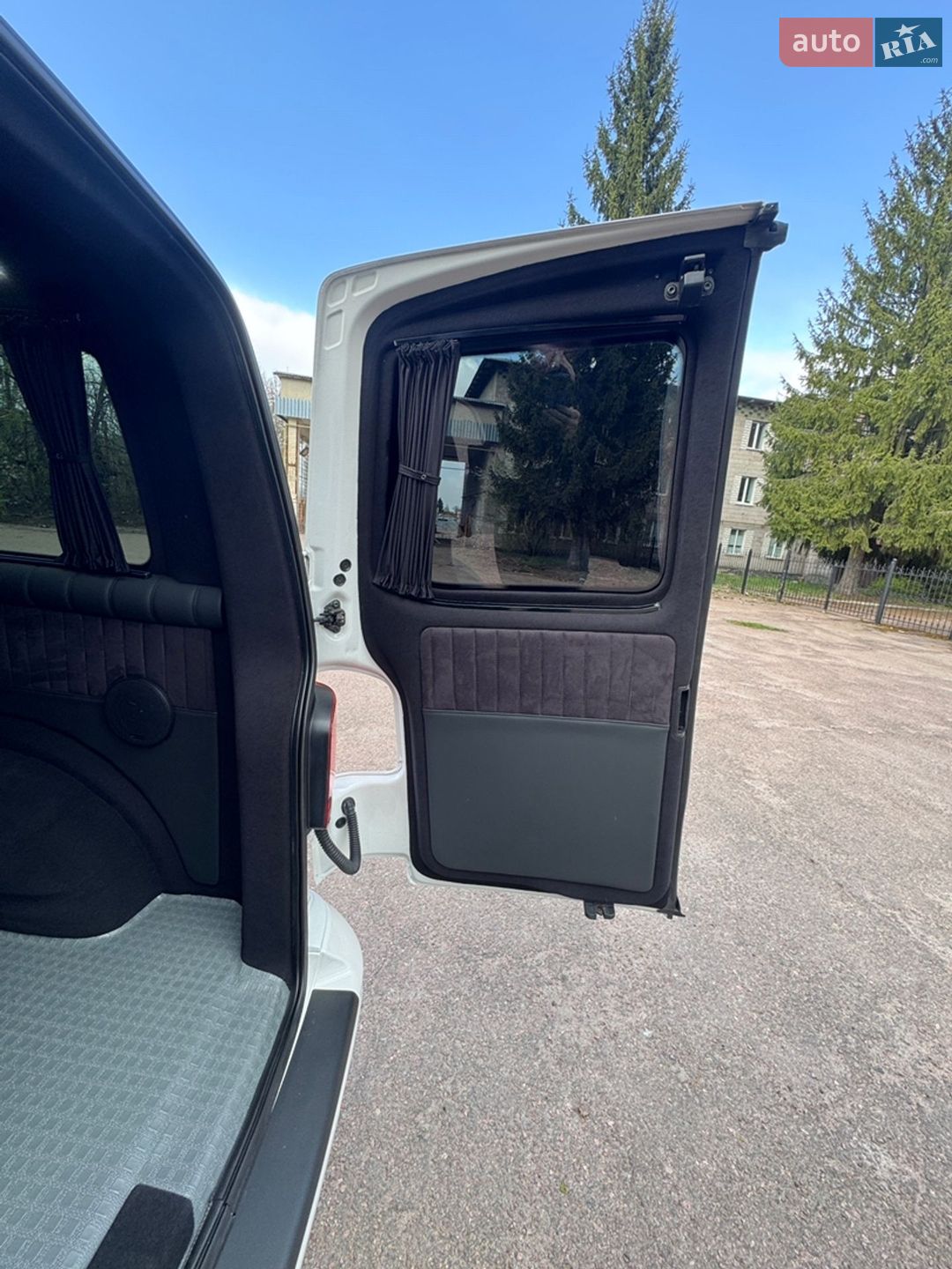 Volkswagen Transporter 2019 VIN WV1ZZZ7HZLH024855 фото оголошення 52 з 68