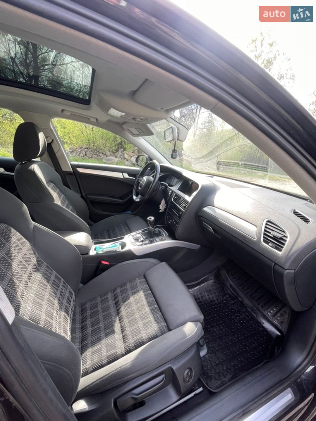 Audi A4 2011 VIN WAUZZZ8K8BA172164 фото оголошення 23 з 39