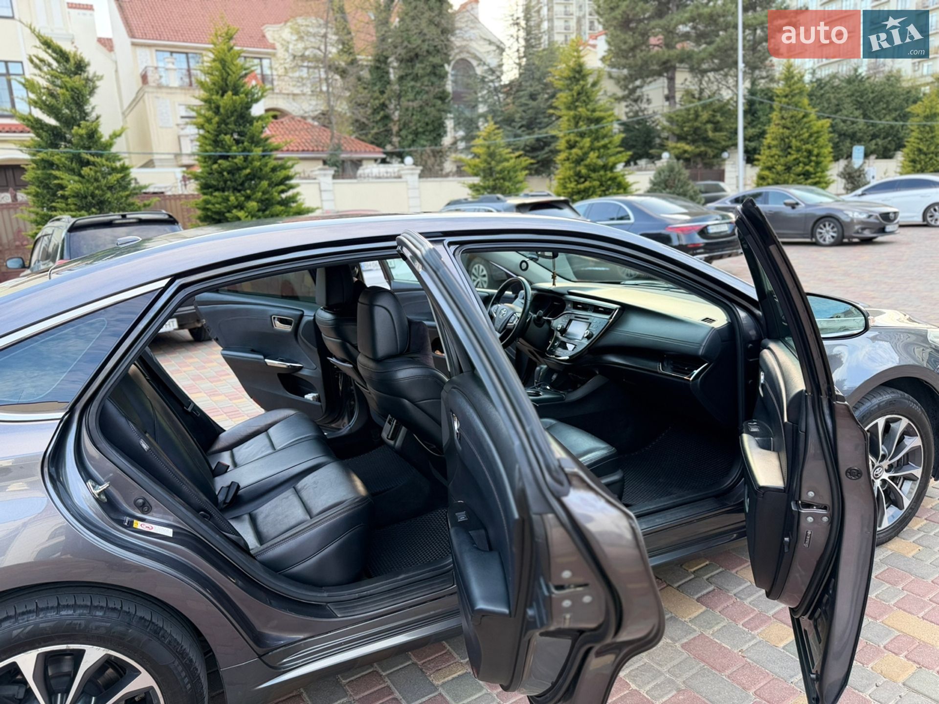 Toyota Avalon 2016 VIN 4T1BK1EB1GU224055 фото оголошення 9 з 13