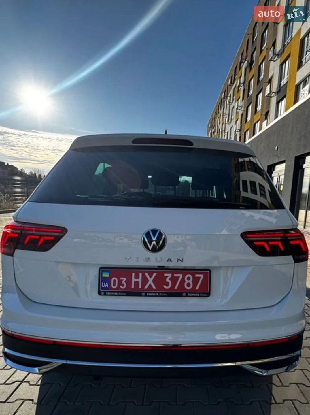 Volkswagen Tiguan 2023 VIN WVGZZZ5N9PW061226 фото оголошення 178 з 361