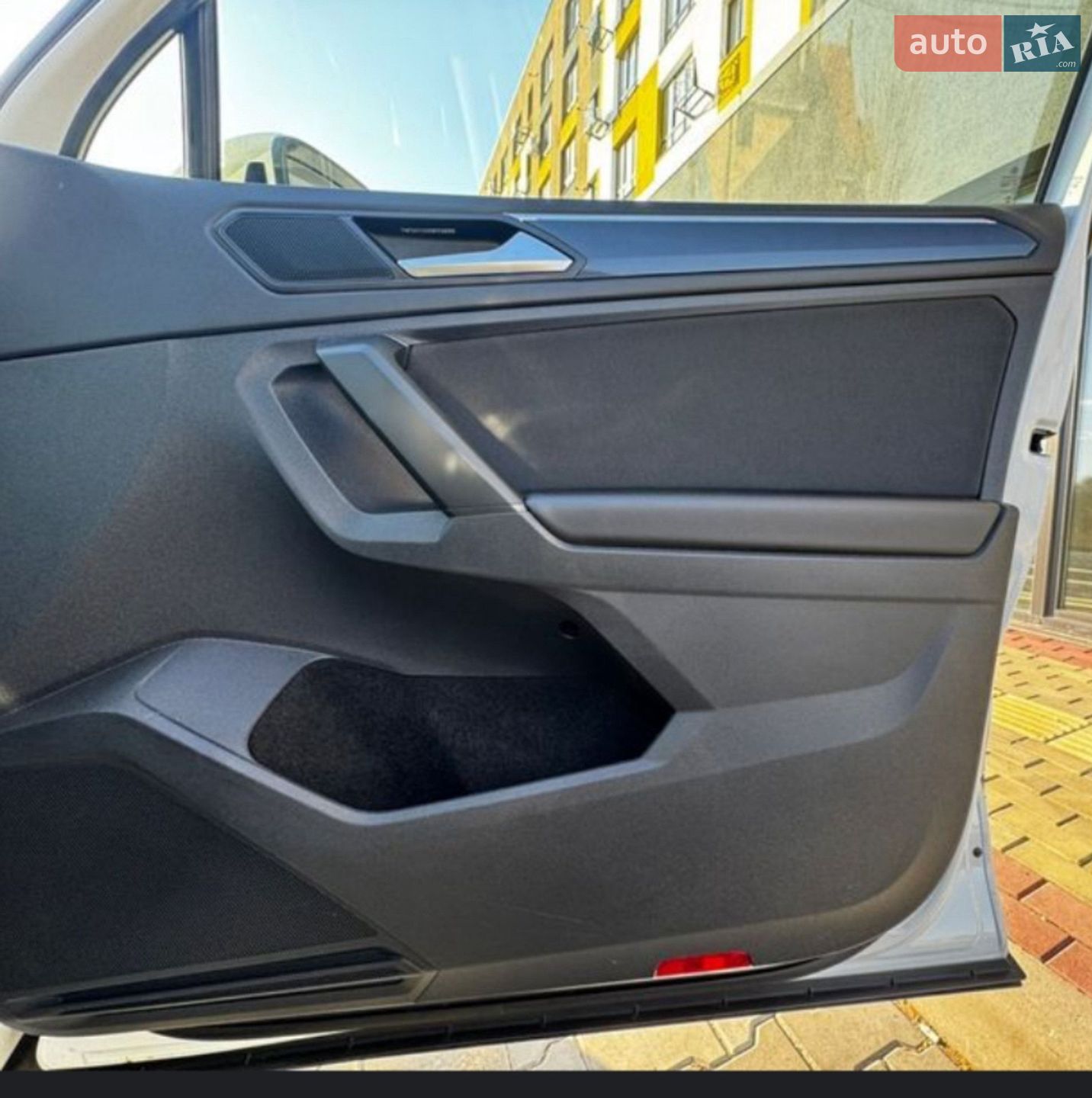 Volkswagen Tiguan 2023 VIN WVGZZZ5N9PW061226 фото оголошення 112 з 361