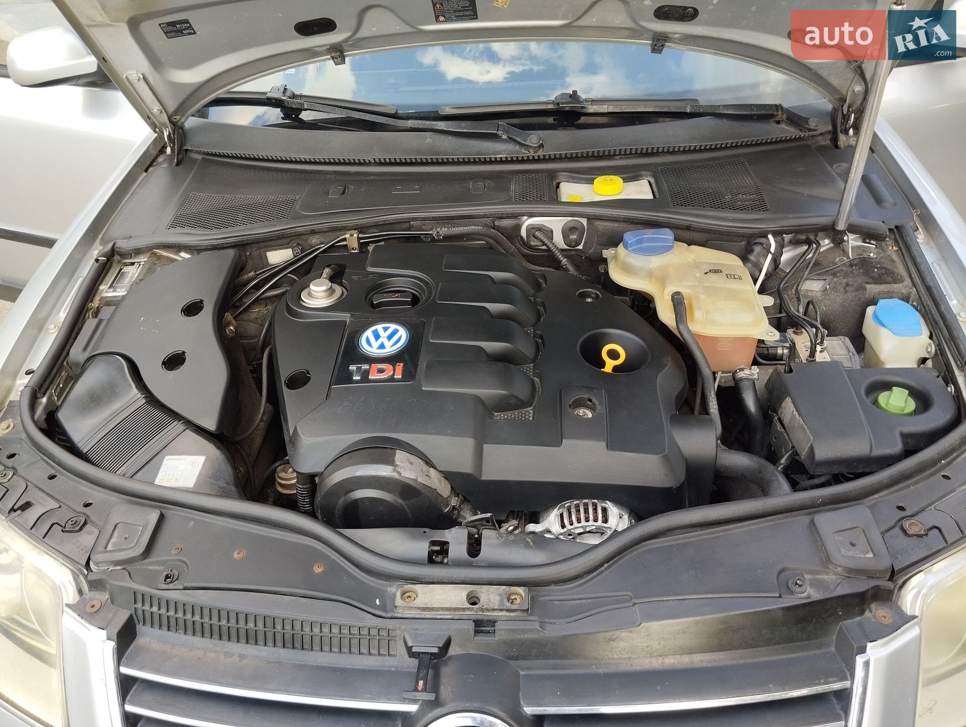 Volkswagen Passat 2002 VIN WVWZZZ3BZ2E317510 фото оголошення 14 з 38