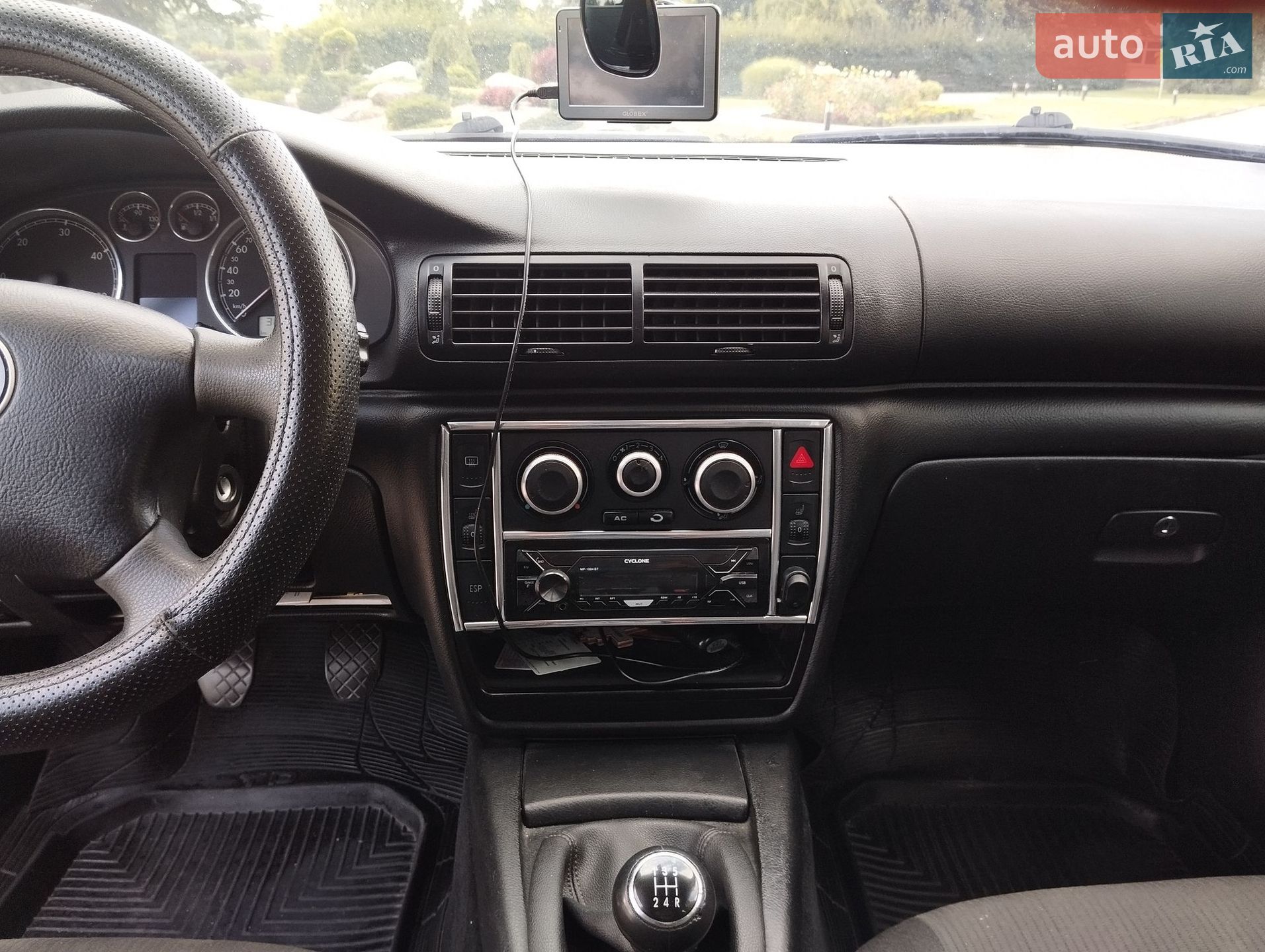 Volkswagen Passat 2002 VIN WVWZZZ3BZ2E317510 фото оголошення 17 з 38
