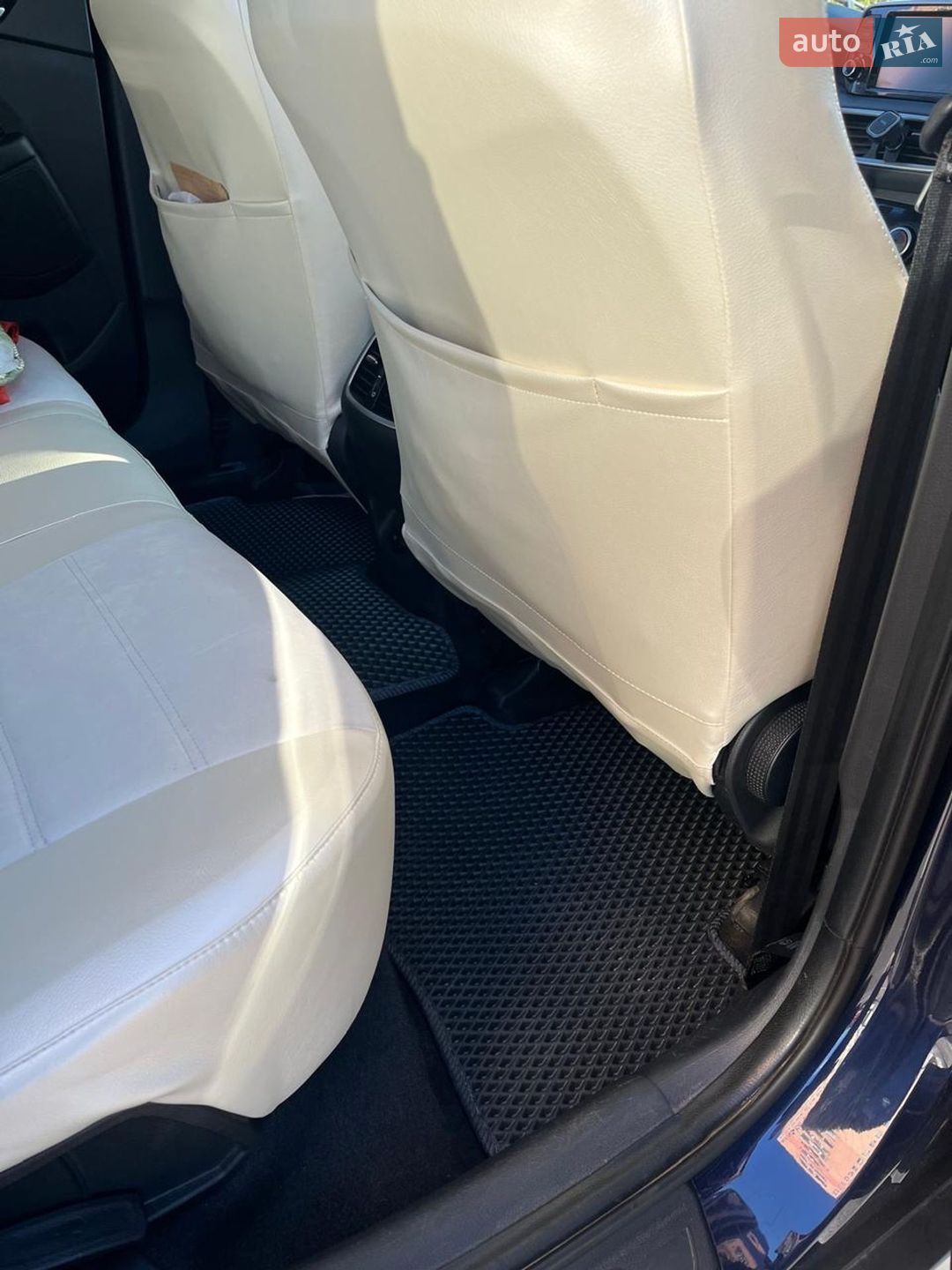 Hyundai Tucson 2019 VIN TMAJ3813DKJ859539 фото оголошення 10 з 15