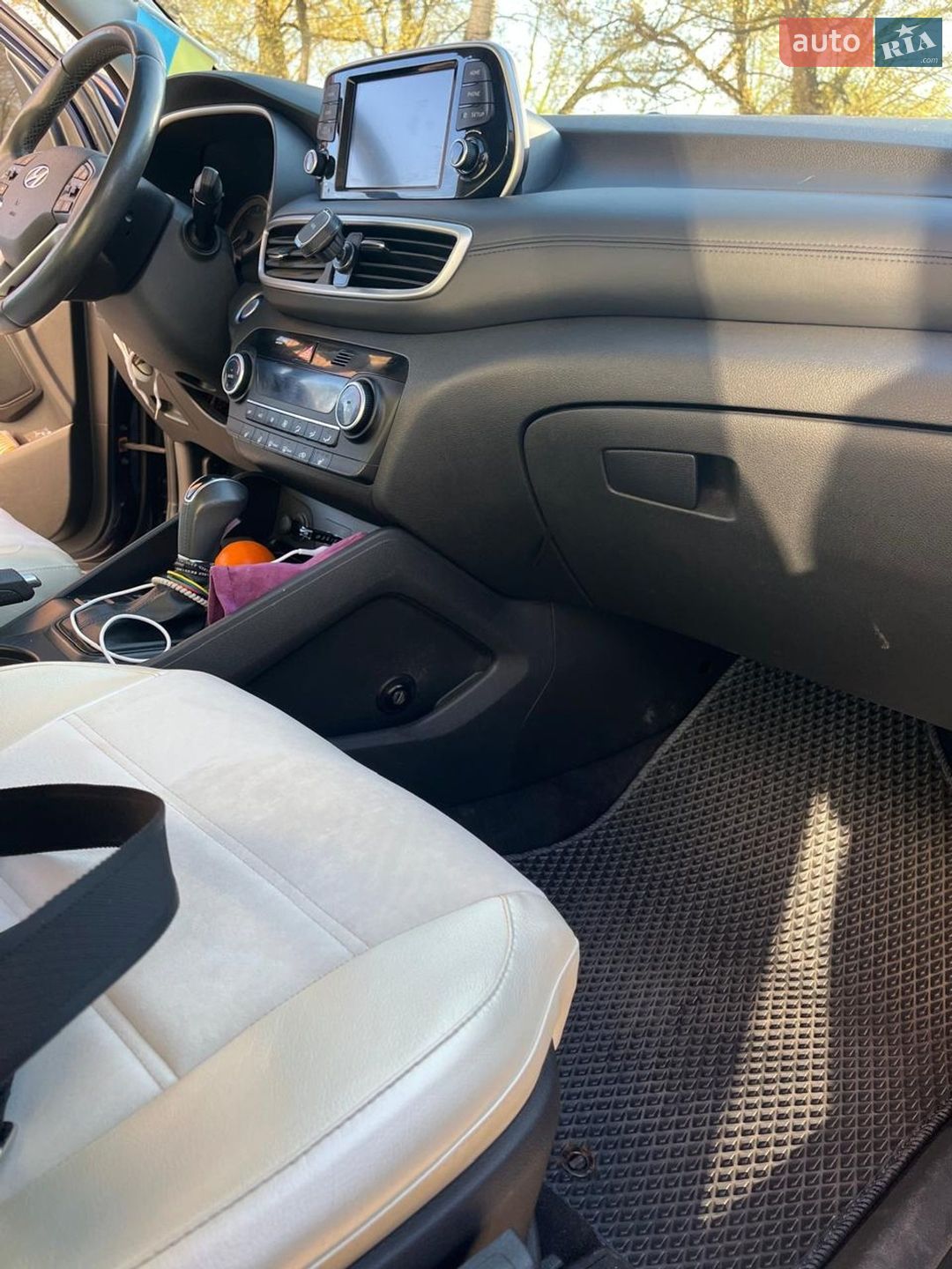 Hyundai Tucson 2019 VIN TMAJ3813DKJ859539 фото оголошення 13 з 15