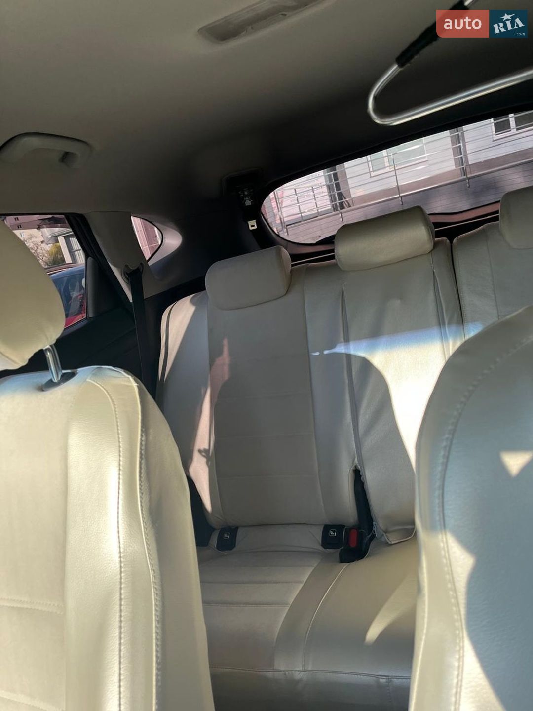 Hyundai Tucson 2019 VIN TMAJ3813DKJ859539 фото оголошення 14 з 15