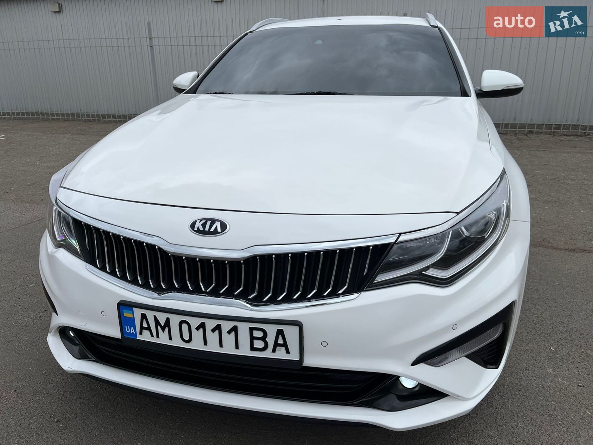 Kia Optima 2019 VIN KNAGU819GL5384113 фото оголошення 3 з 10