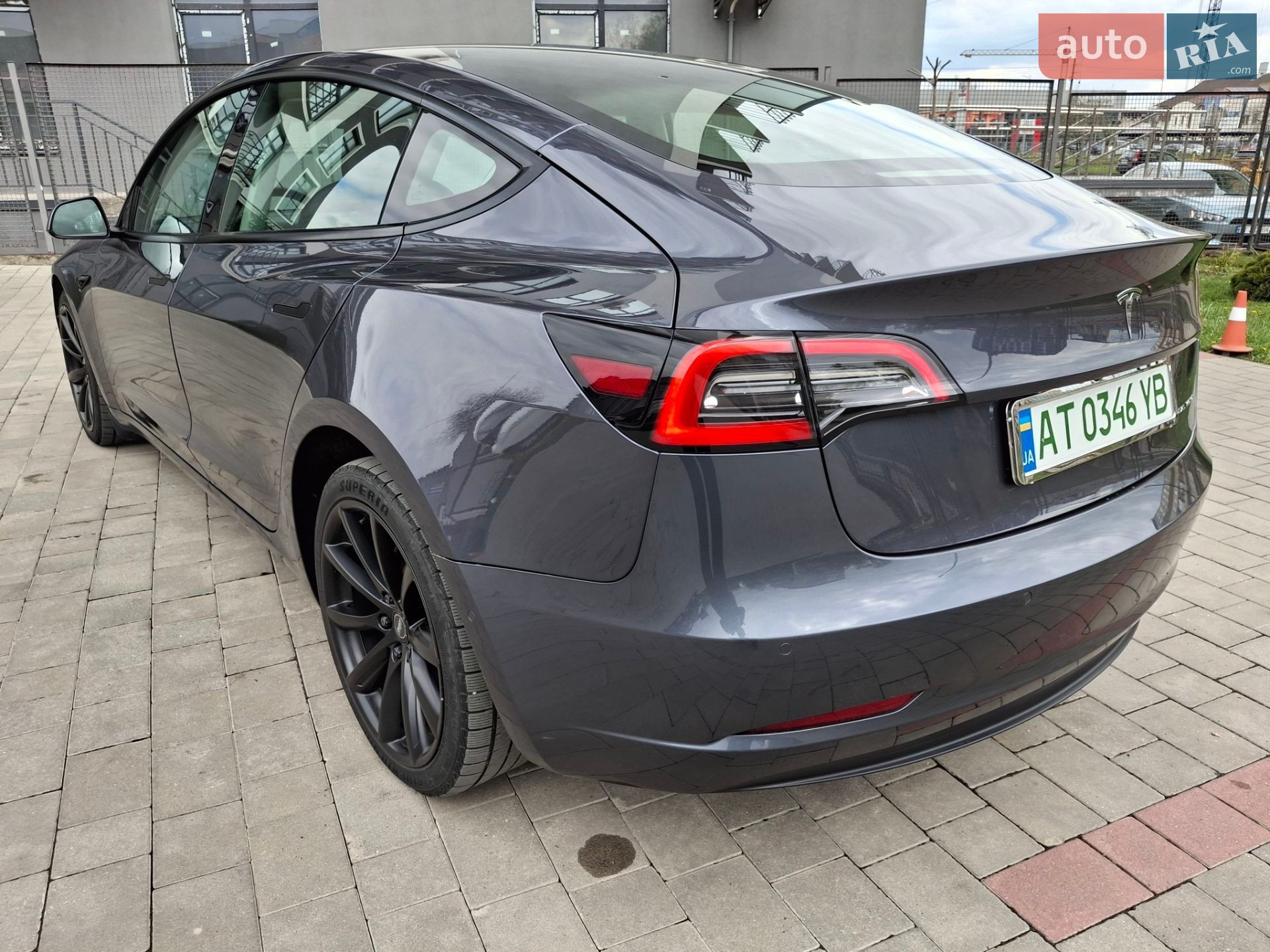 Tesla Model 3 2022 VIN LRW3E7EK9NC509685 фото оголошення 4 з 52