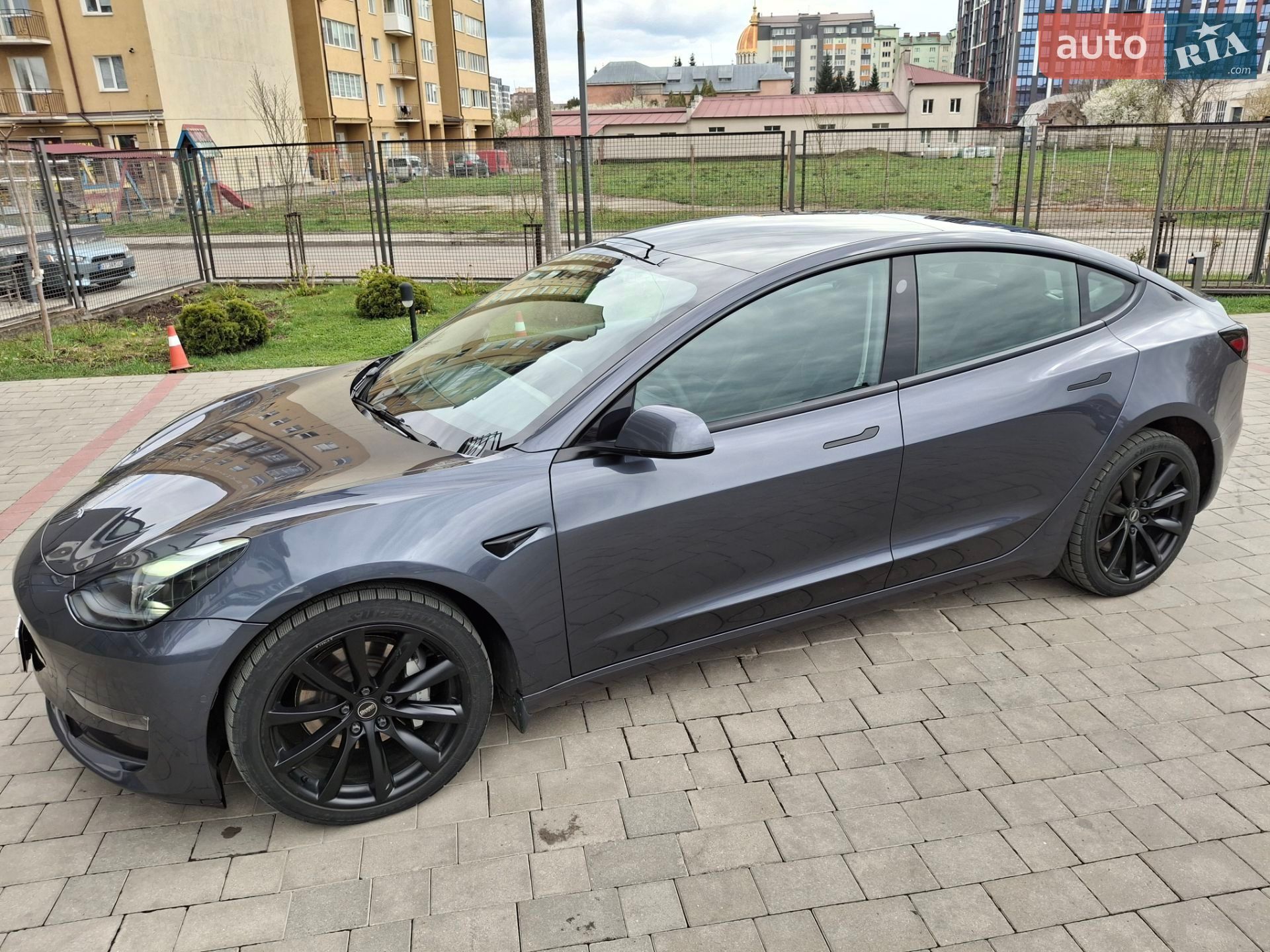 Tesla Model 3 2022 VIN LRW3E7EK9NC509685 фото оголошення 12 з 52