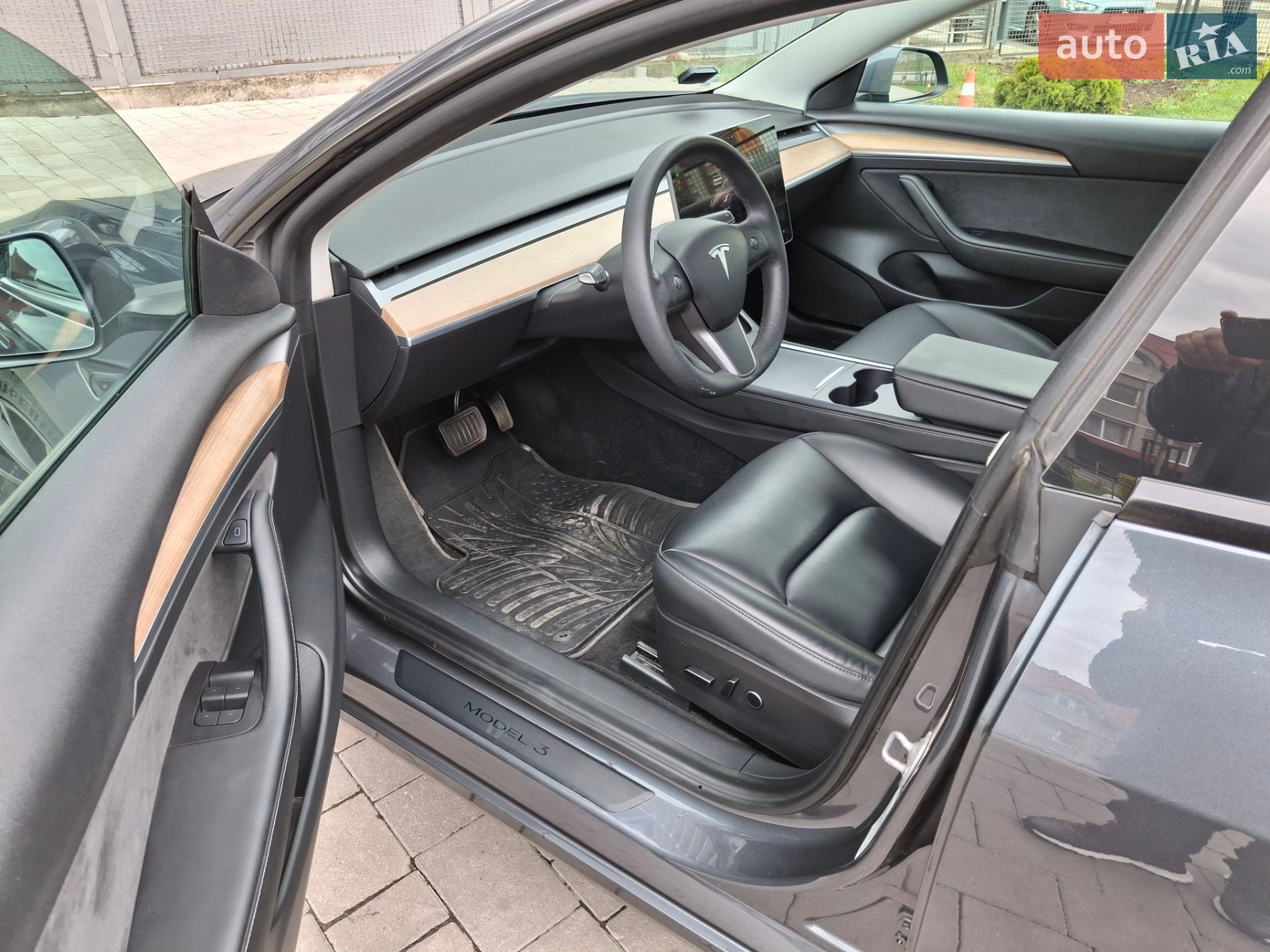 Tesla Model 3 2022 VIN LRW3E7EK9NC509685 фото оголошення 44 з 52