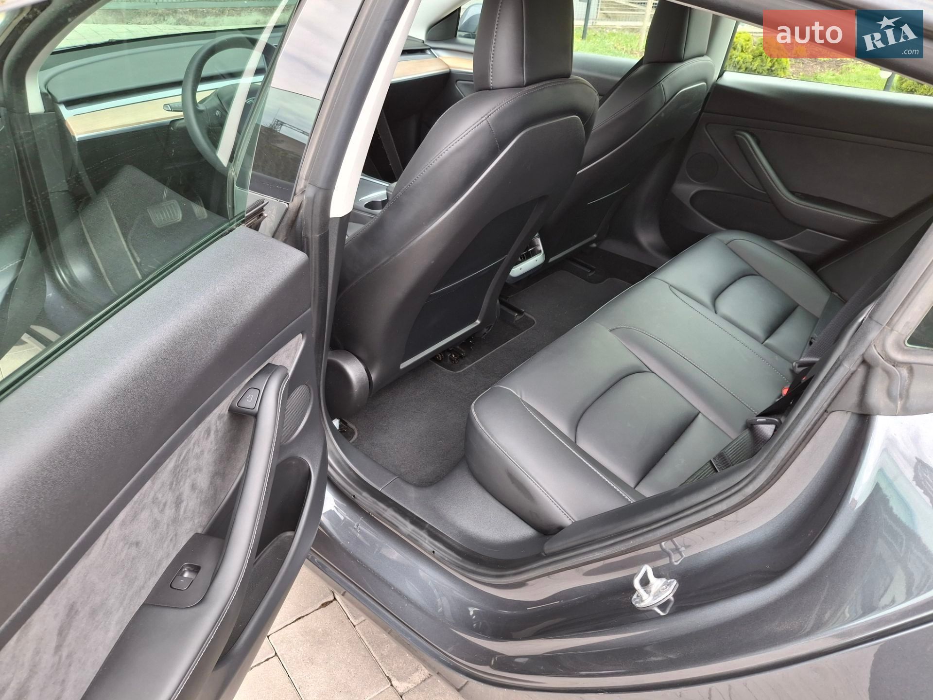 Tesla Model 3 2022 VIN LRW3E7EK9NC509685 фото оголошення 45 з 52