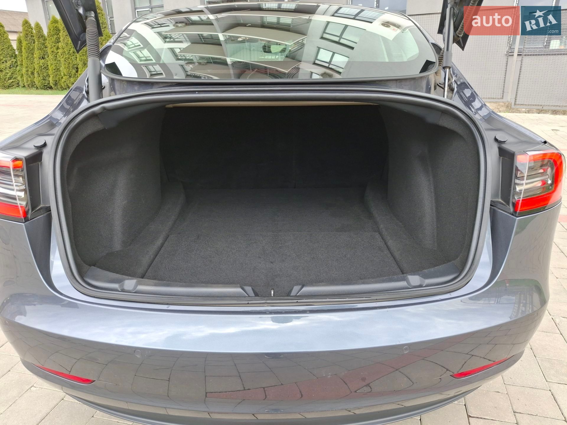 Tesla Model 3 2022 VIN LRW3E7EK9NC509685 фото оголошення 46 з 52