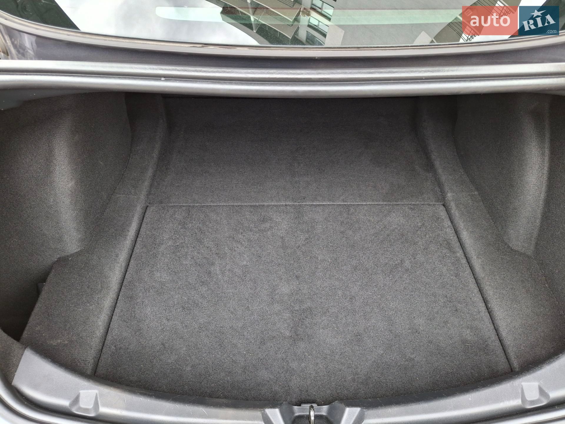 Tesla Model 3 2022 VIN LRW3E7EK9NC509685 фото оголошення 47 з 52
