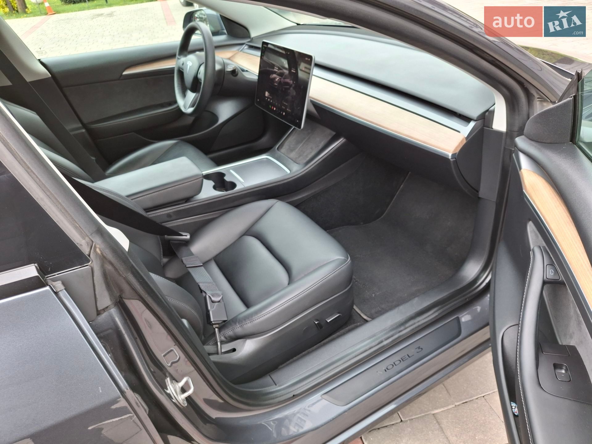 Tesla Model 3 2022 VIN LRW3E7EK9NC509685 фото оголошення 48 з 52