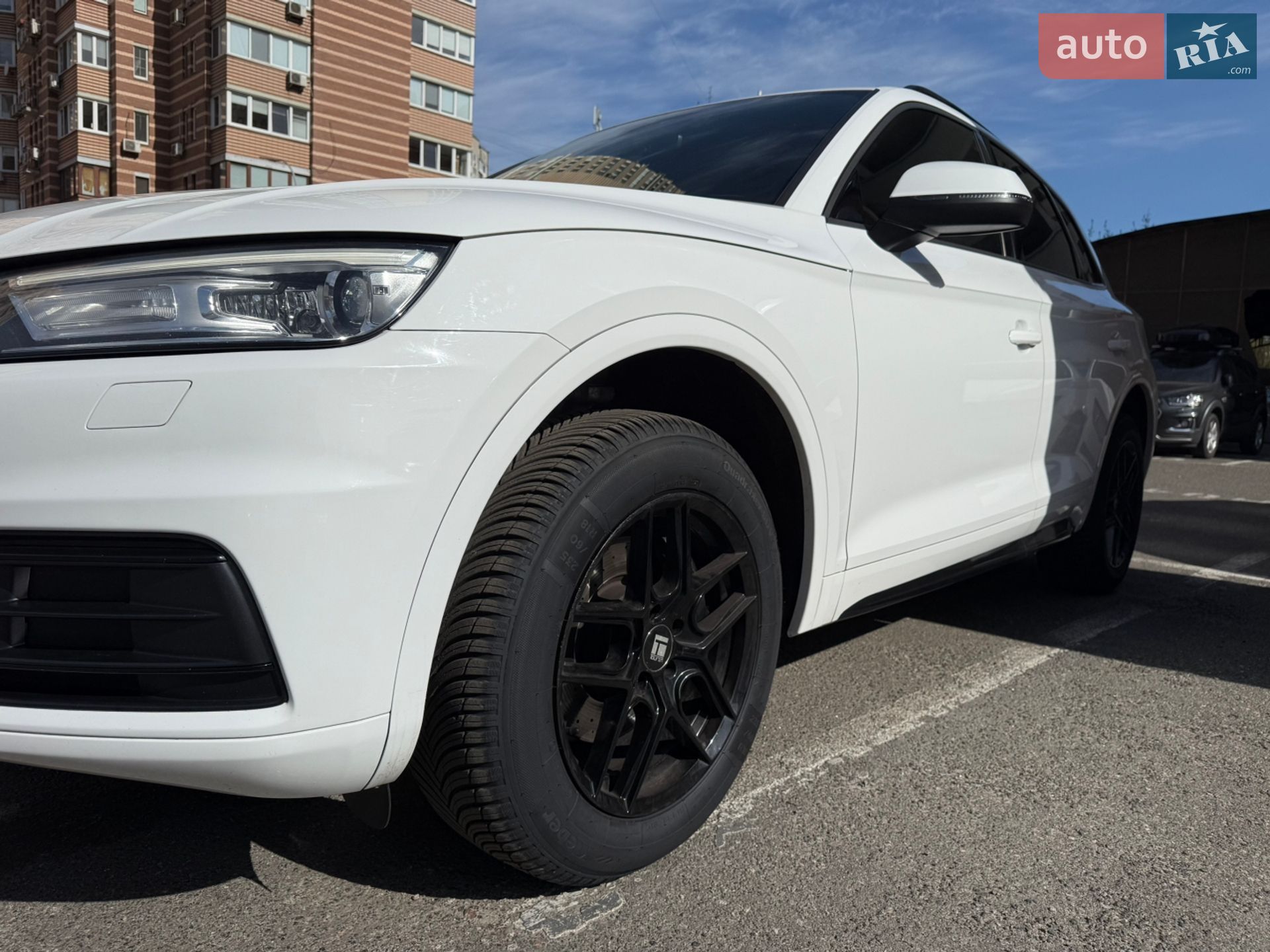 Audi Q5 2018 VIN WA1ANAFY8J2138538 фото оголошення 11 з 11
