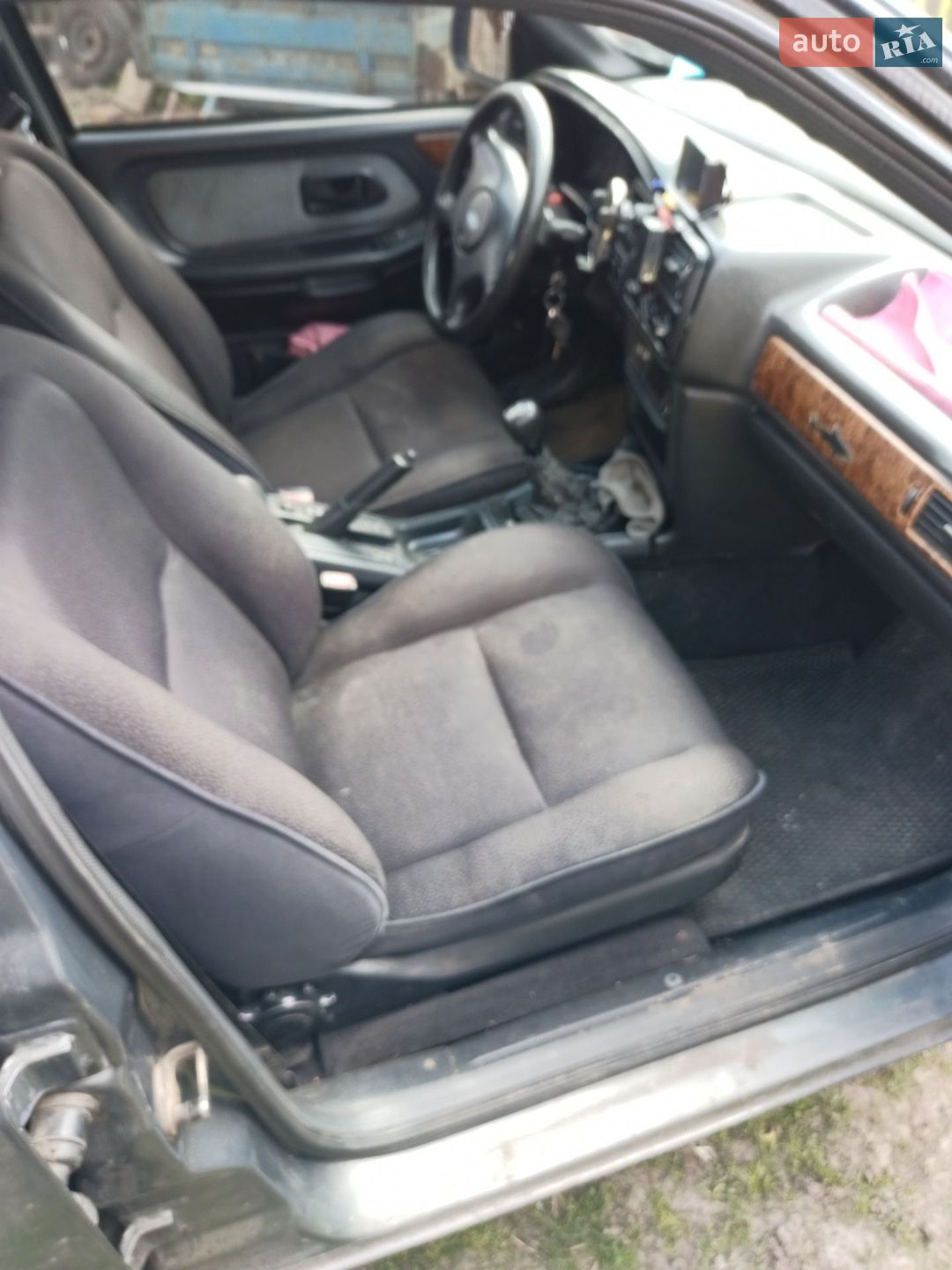 Ford Scorpio 1992 VIN WF0AXXGAGANR11994 фото оголошення 2 з 12