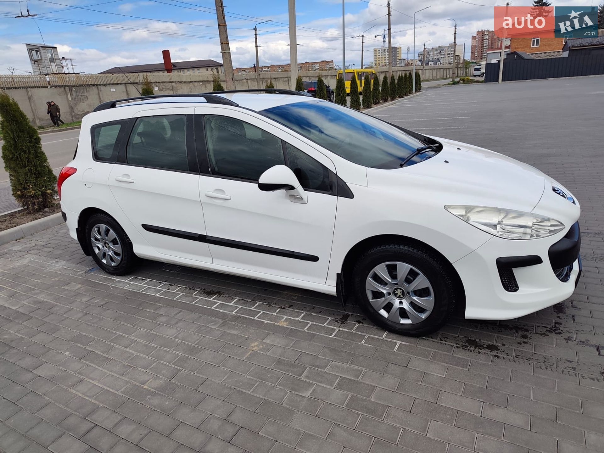Peugeot 308 2011 VIN VF34E9HXCBS015872 фото оголошення 3 з 12