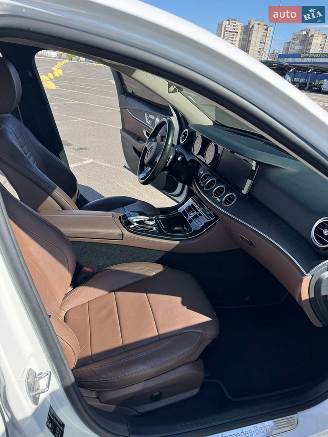 Mercedes-Benz E-Class 2017 VIN WDDZF0FB3HA270270 фото оголошення 12 з 19