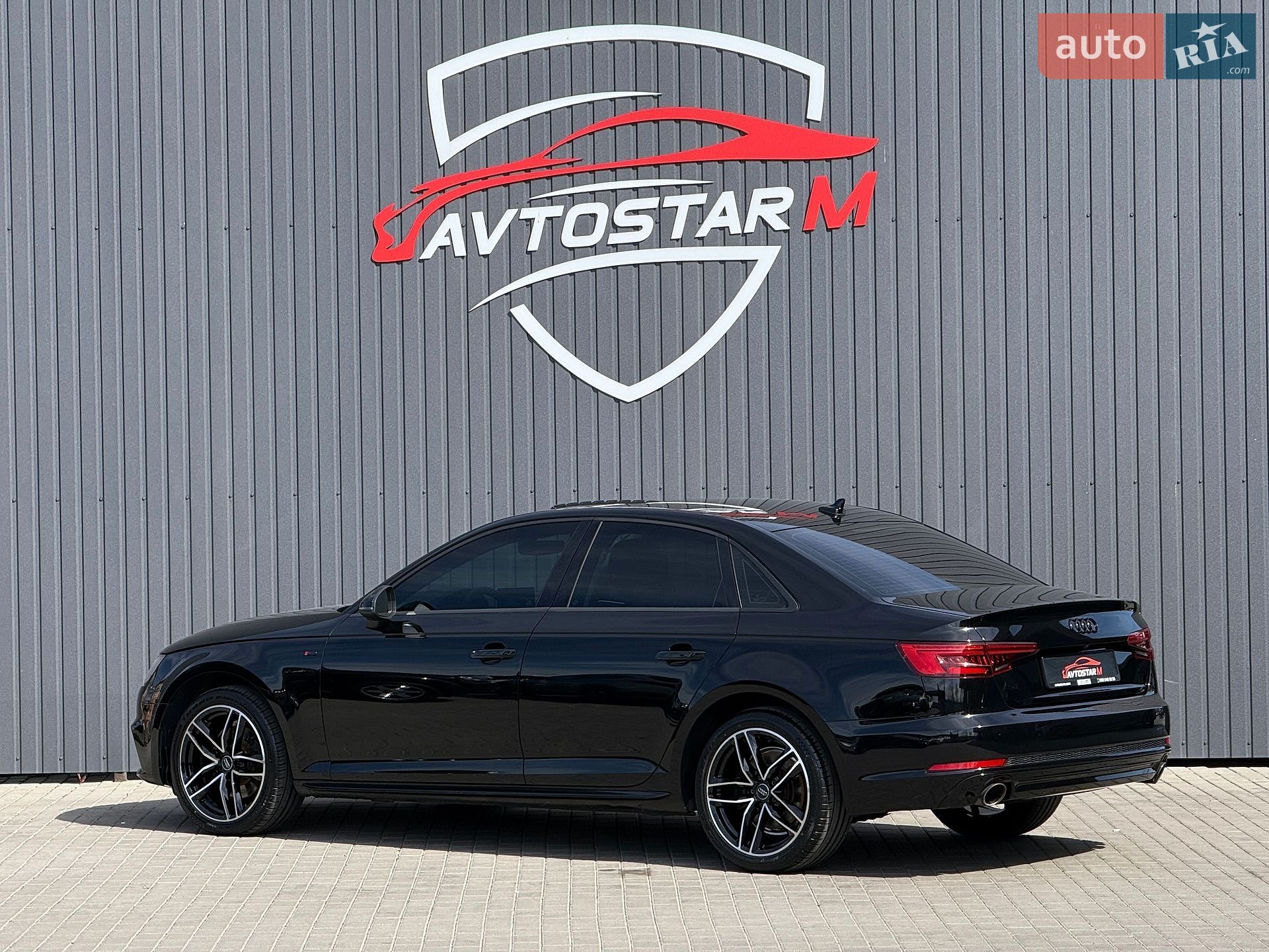 Audi A4 2017 VIN WAUKMAF46HN055769 фото оголошення 17 з 57