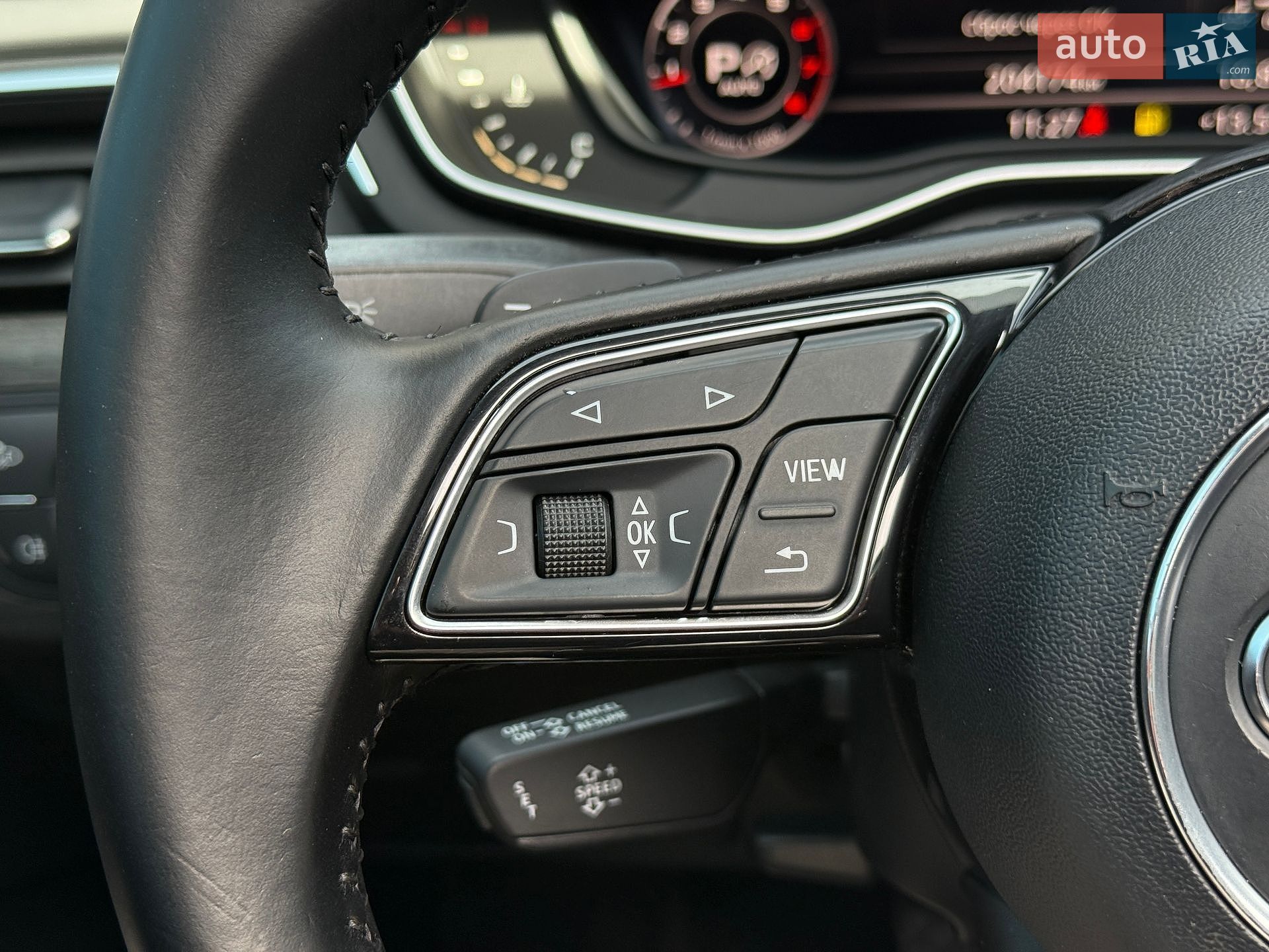 Audi A4 2017 VIN WAUKMAF46HN055769 фото оголошення 34 з 57