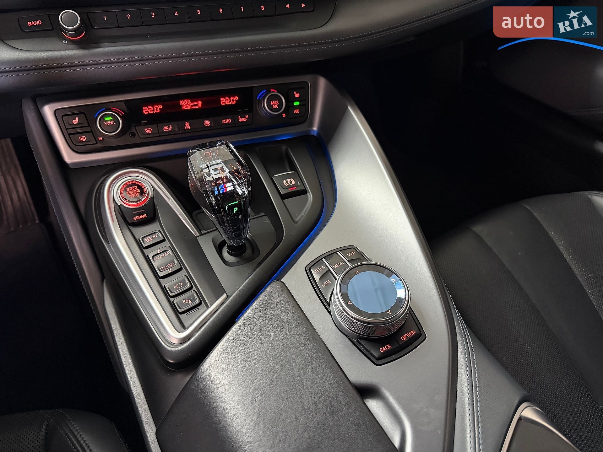 BMW i8 2016 VIN WBY2Z2C54GV675721 фото оголошення 3 з 21