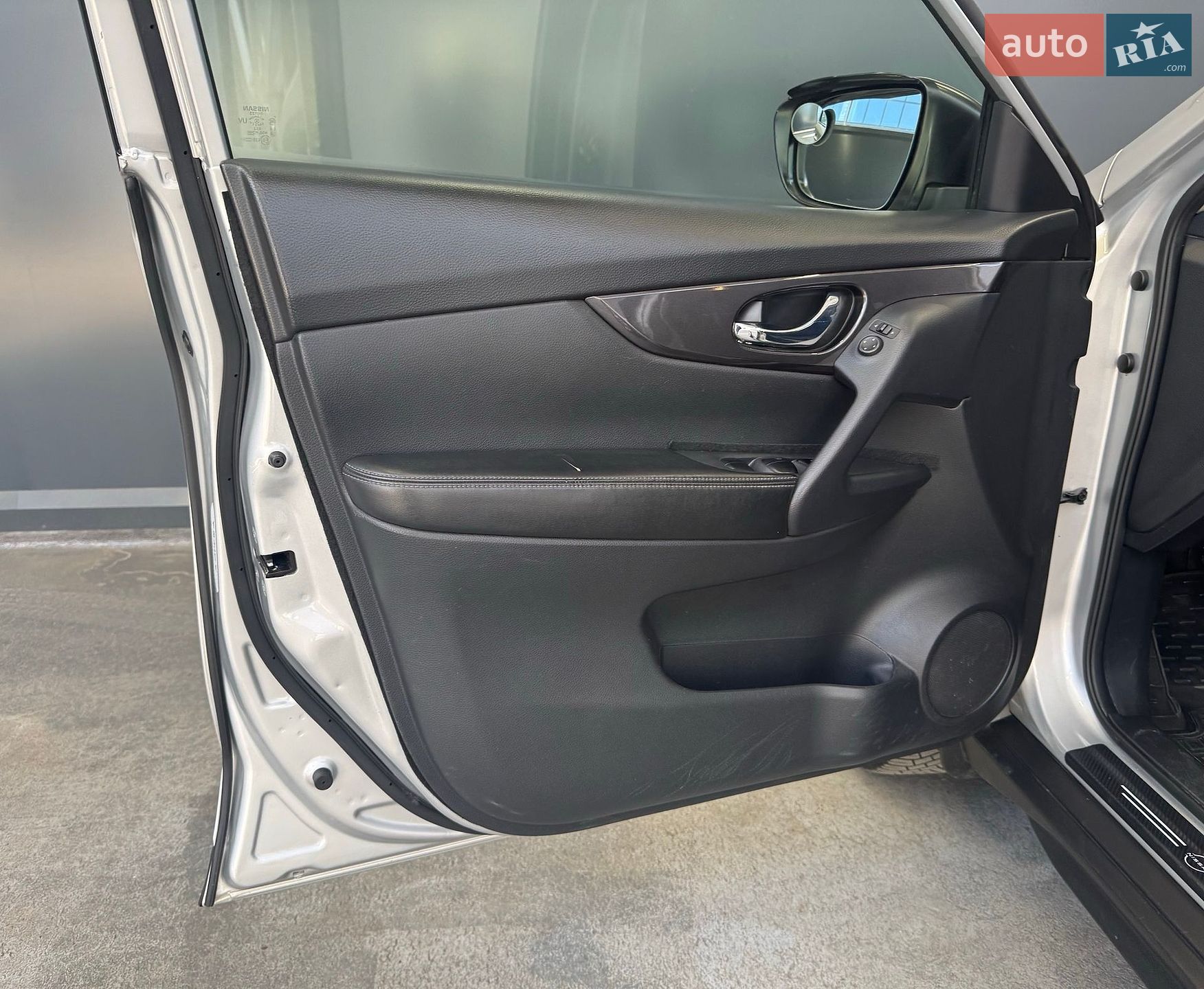 Nissan X-Trail 2019 VIN JN1TCNT32U0105113 фото оголошення 25 з 29