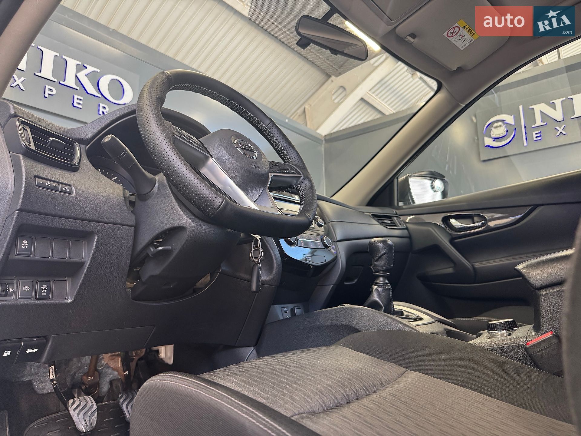 Nissan X-Trail 2019 VIN JN1TCNT32U0105113 фото оголошення 18 з 29