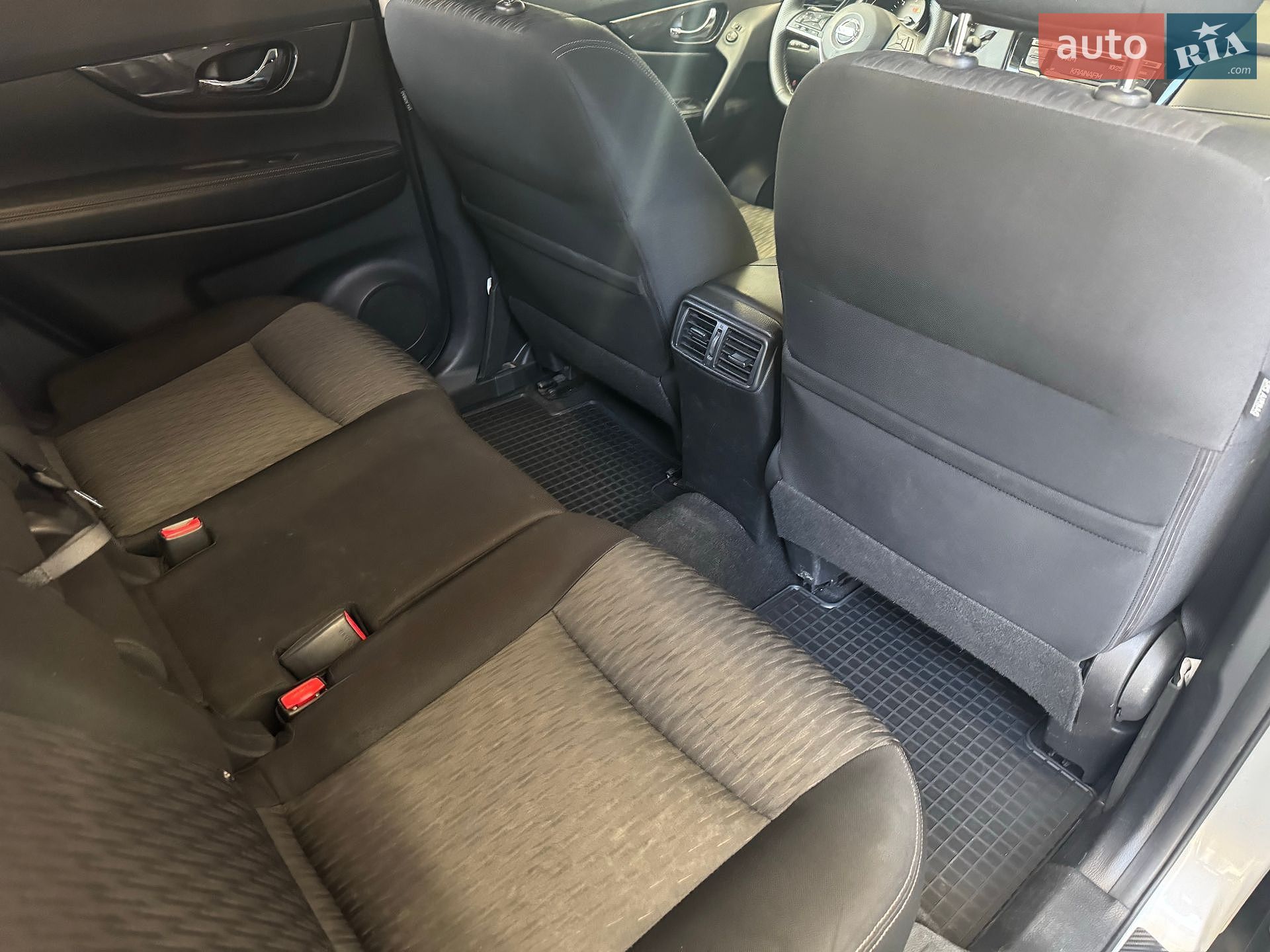 Nissan X-Trail 2019 VIN JN1TCNT32U0105113 фото оголошення 23 з 29