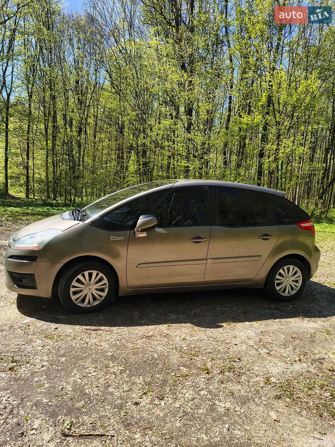 Citroen C4 Picasso 2010 VIN VF7UD9HZHAJ563674 фото оголошення 3 з 49