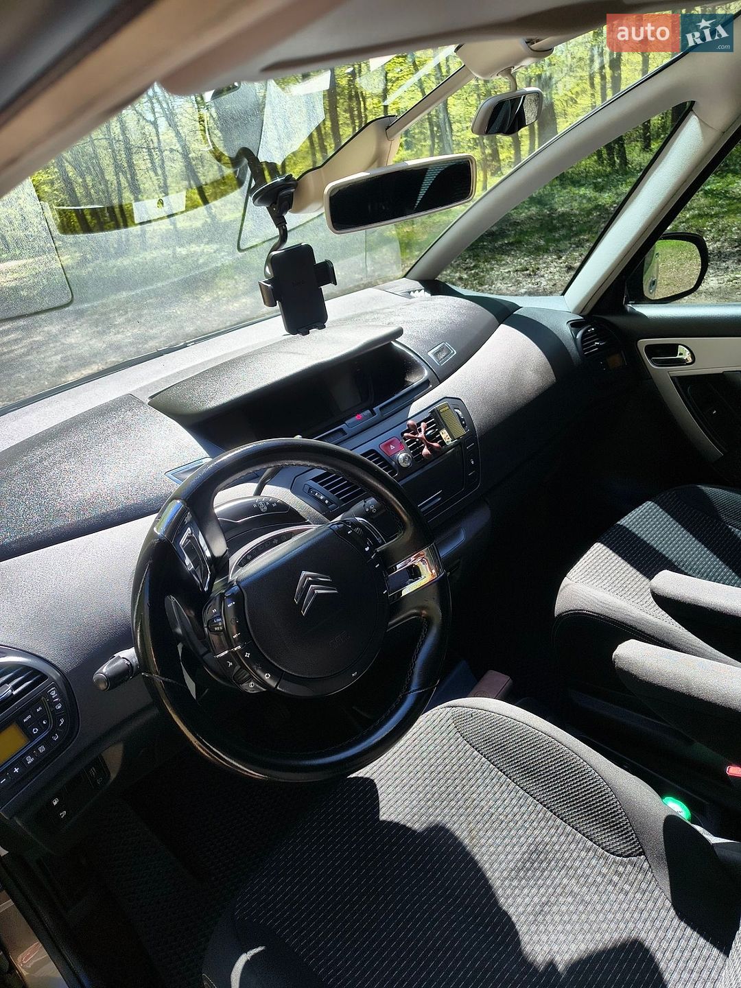Citroen C4 Picasso 2010 VIN VF7UD9HZHAJ563674 фото оголошення 12 з 49