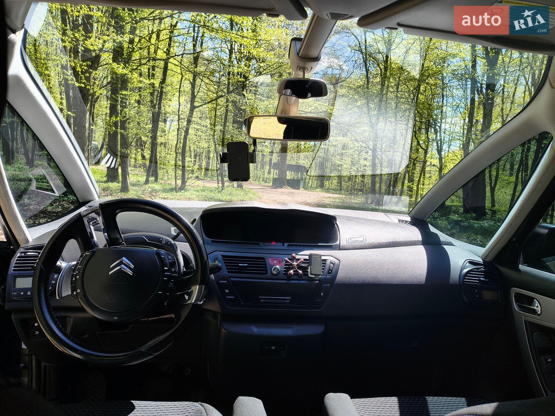 Citroen C4 Picasso 2010 VIN VF7UD9HZHAJ563674 фото оголошення 15 з 49