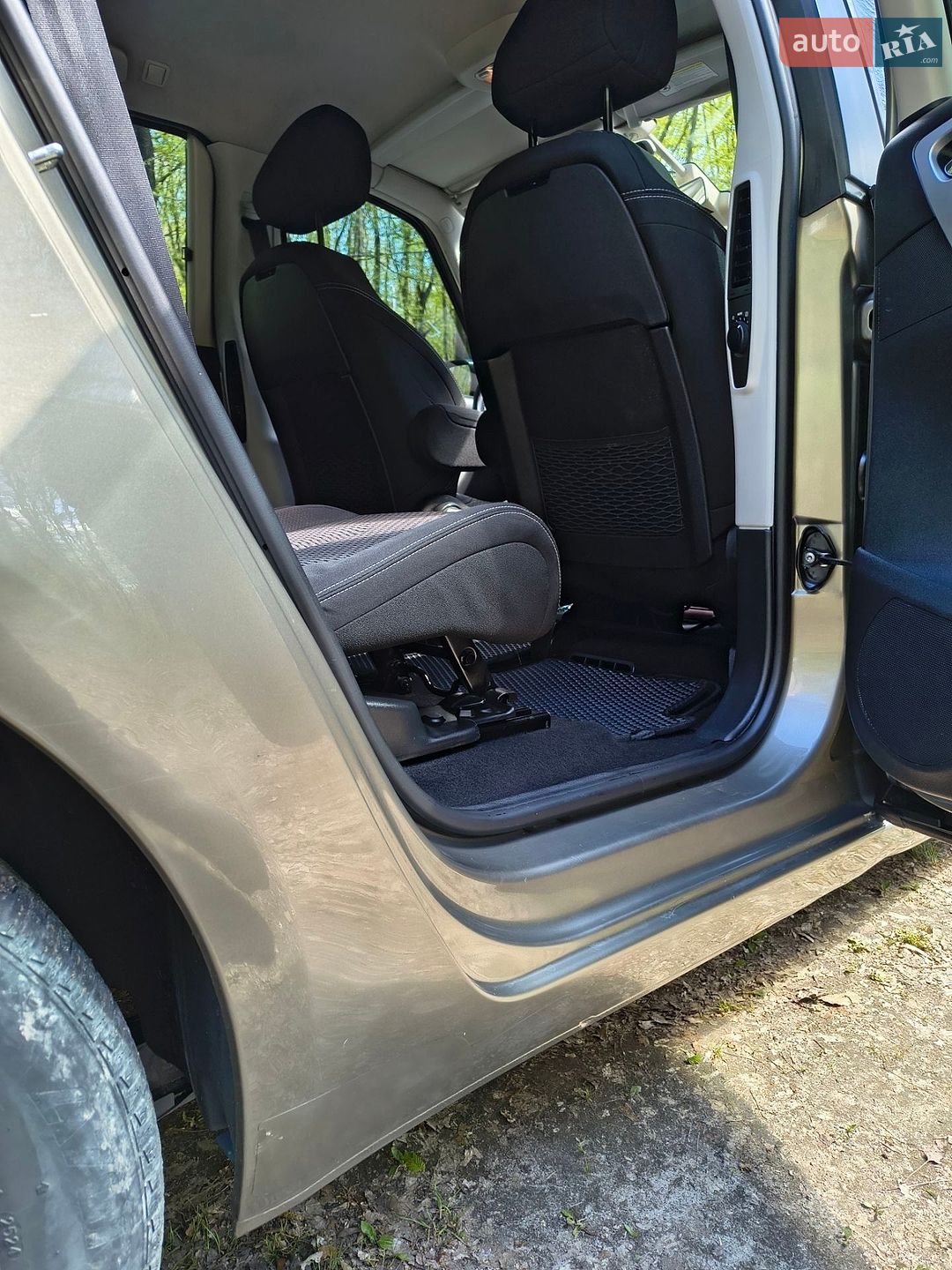 Citroen C4 Picasso 2010 VIN VF7UD9HZHAJ563674 фото оголошення 28 з 49