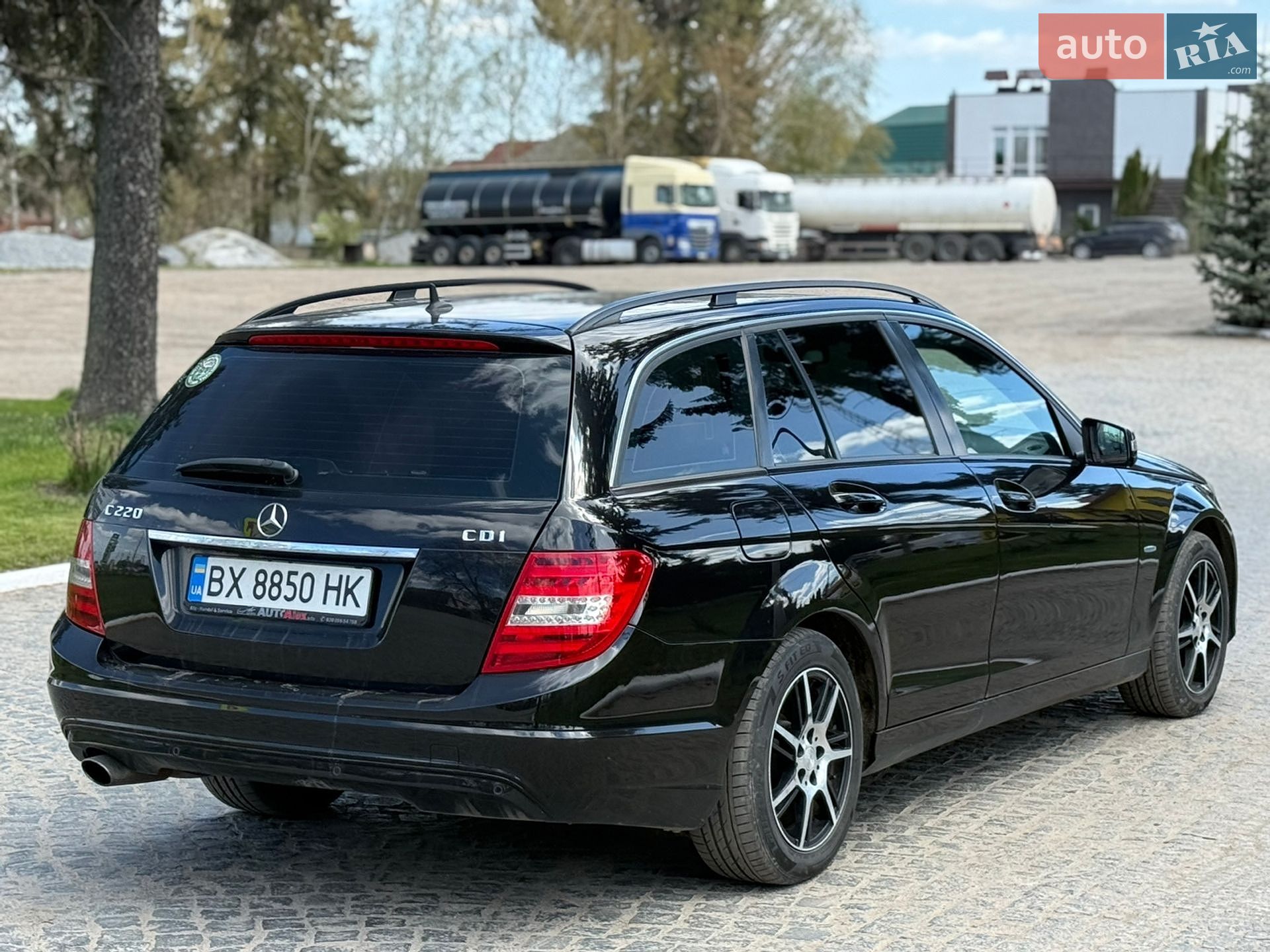Mercedes-Benz C-Class 2011 VIN WDD2042021F723843 фото оголошення 8 з 19