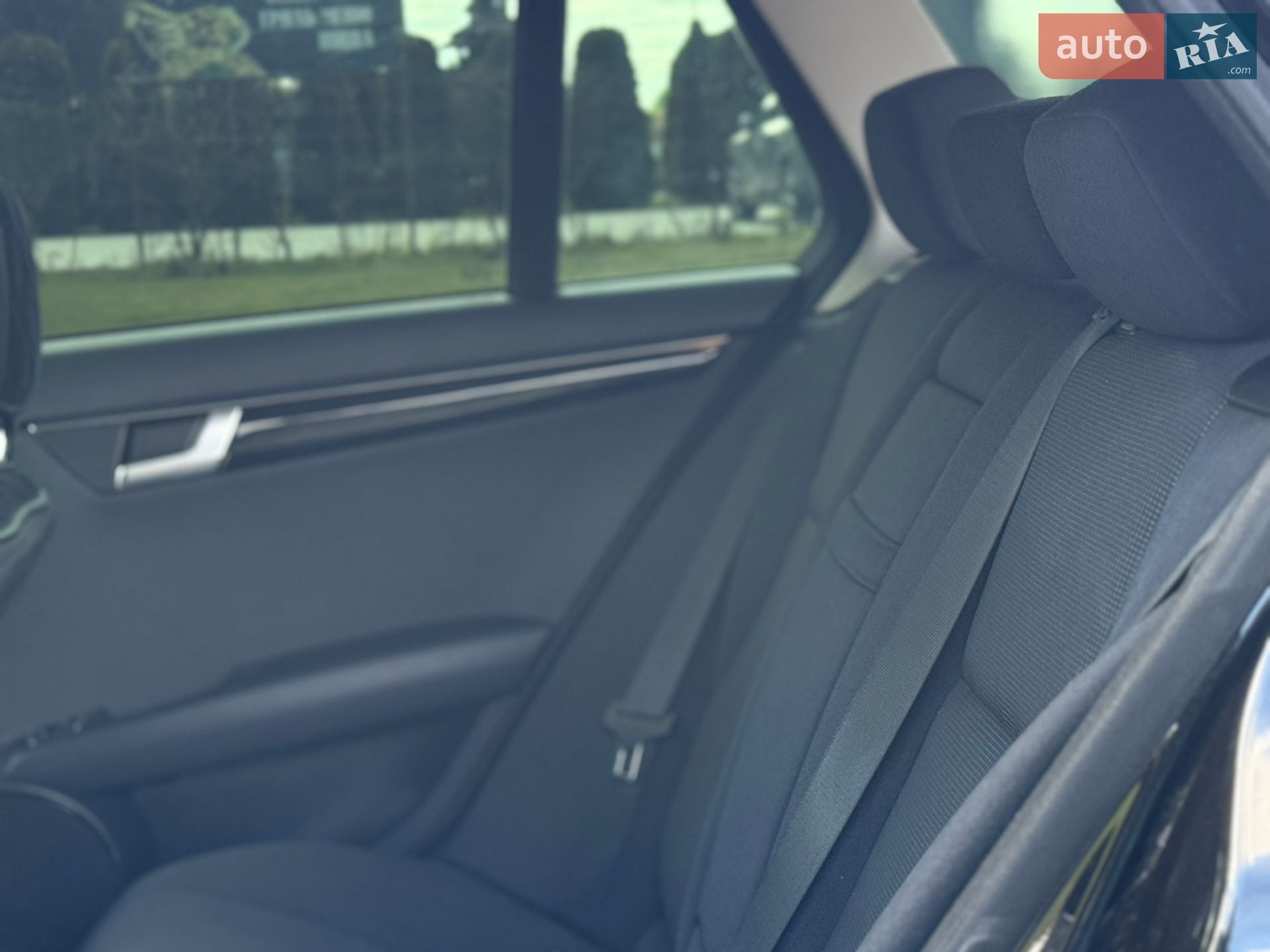 Mercedes-Benz C-Class 2011 VIN WDD2042021F723843 фото оголошення 10 з 19