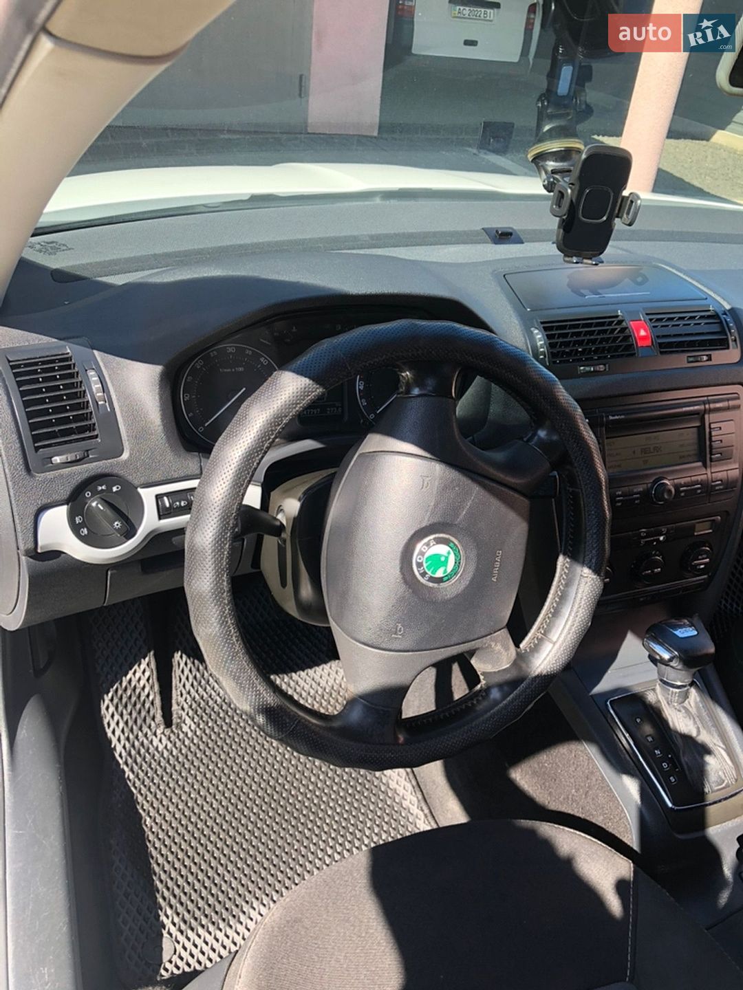 Skoda Octavia 2008 VIN TMBHE21Z682233295 фото оголошення 10 з 16